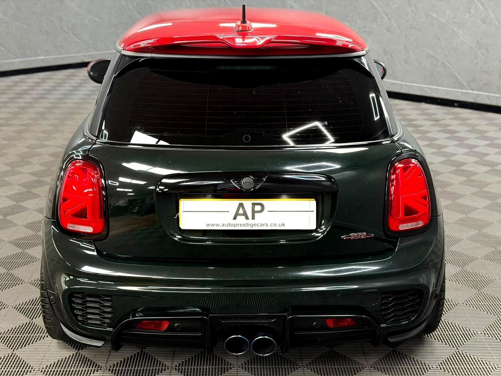 2015 MINI Hatch - Thumbnail 28