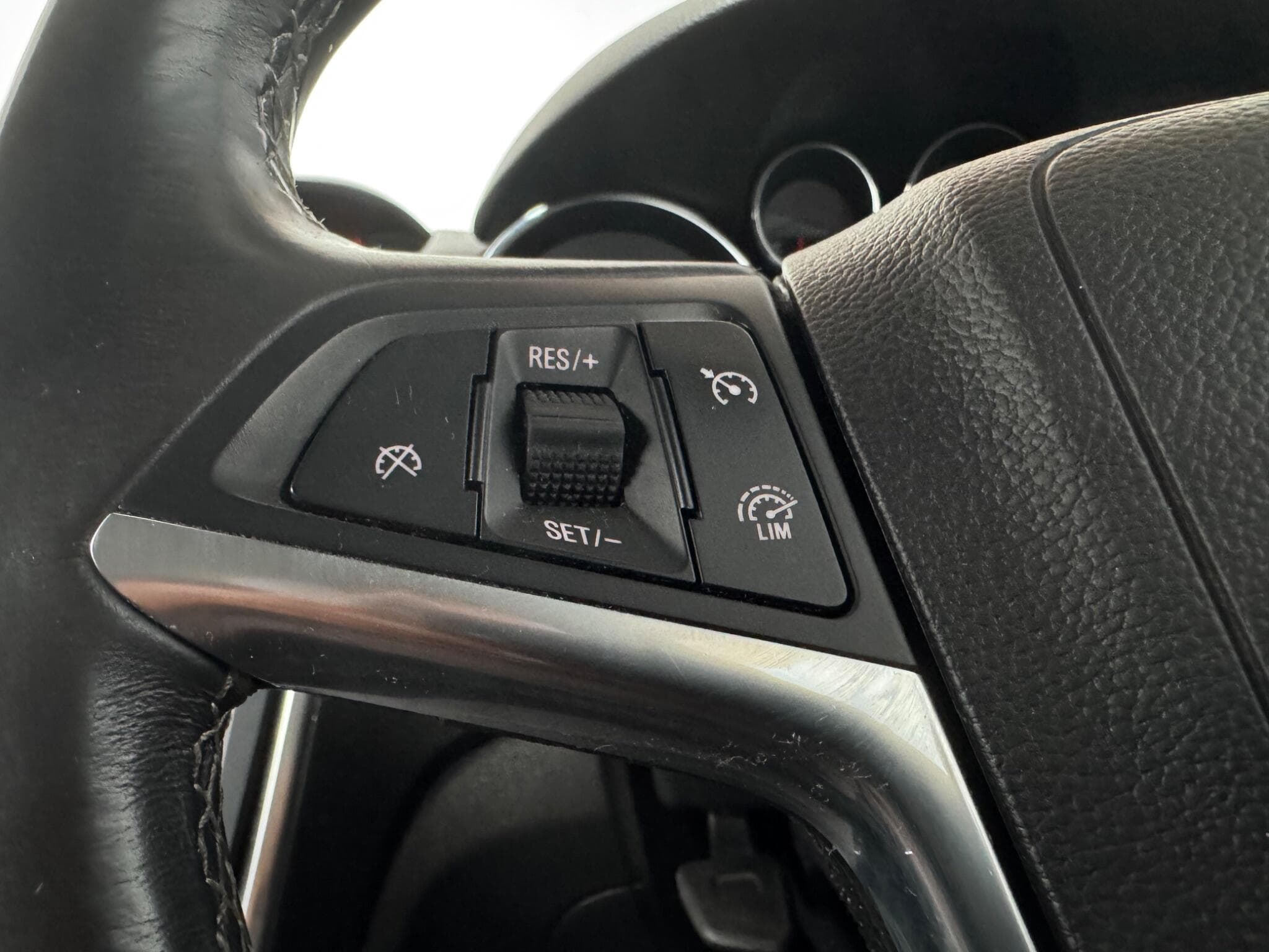 2016 Vauxhall Mokka - Thumbnail 16