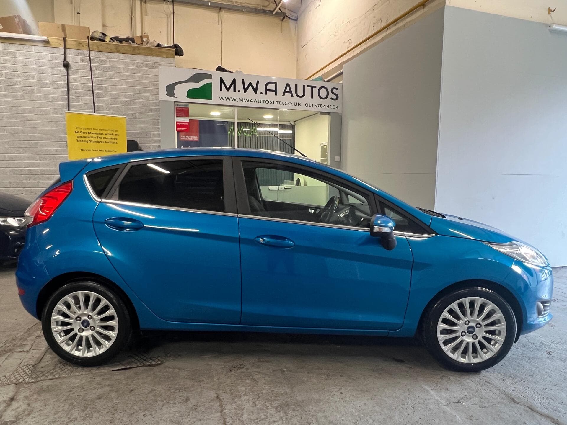 2014 Ford Fiesta - Thumbnail 8