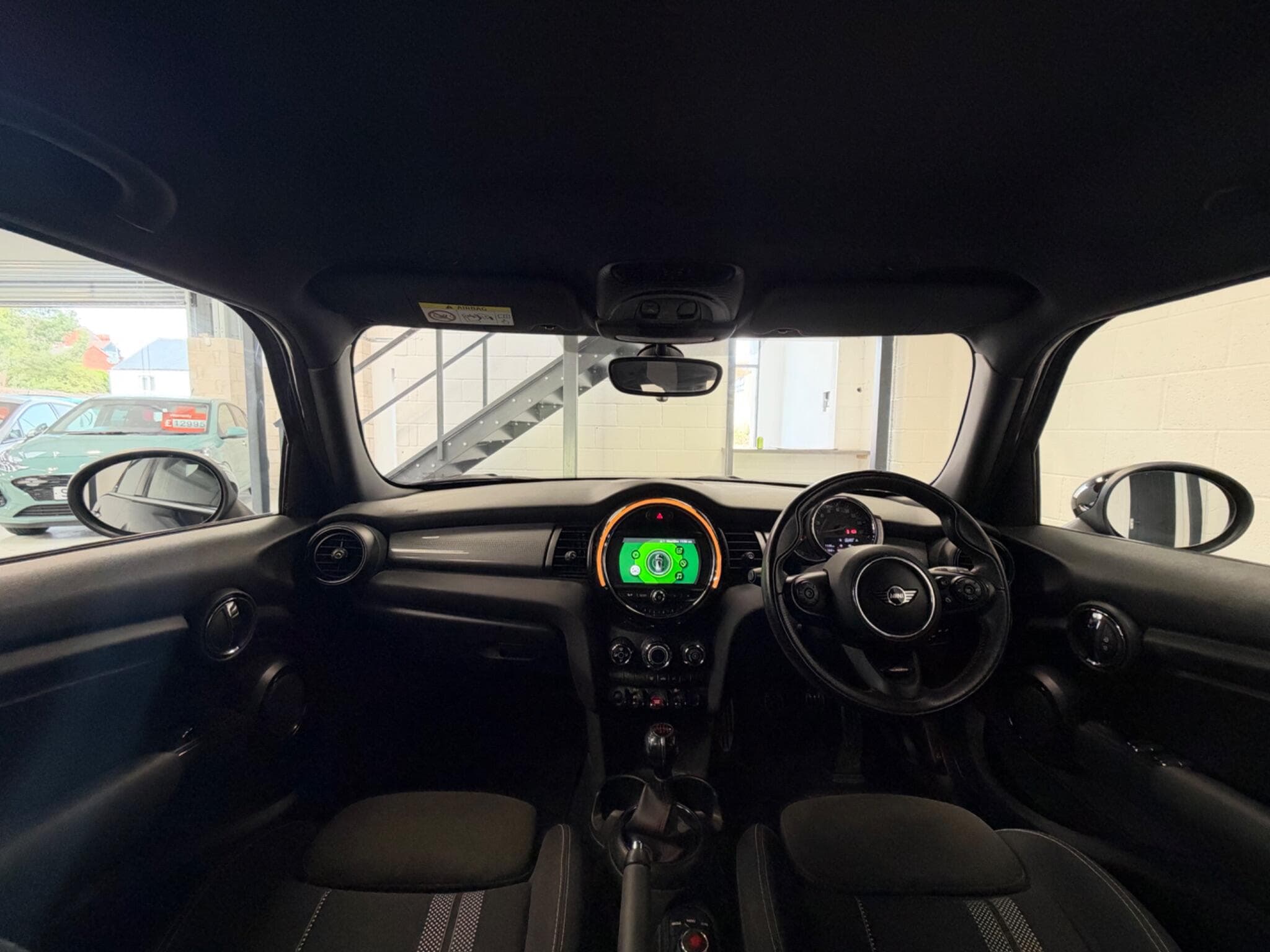 2018 MINI Hatch - Thumbnail 17