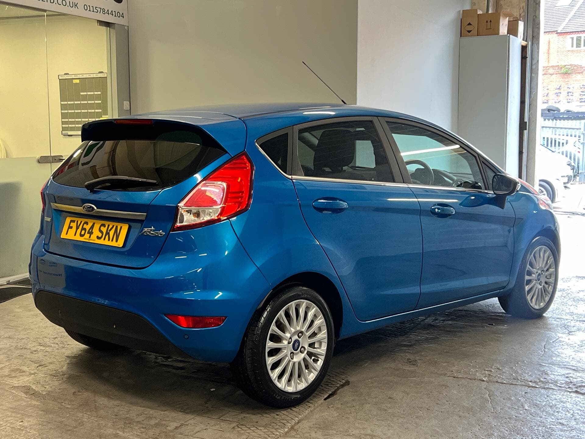 2014 Ford Fiesta - Thumbnail 9