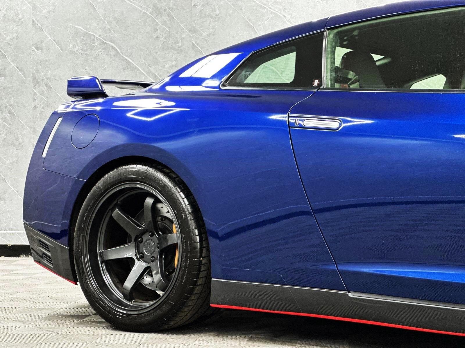 2012 Nissan GT-R - Thumbnail 20