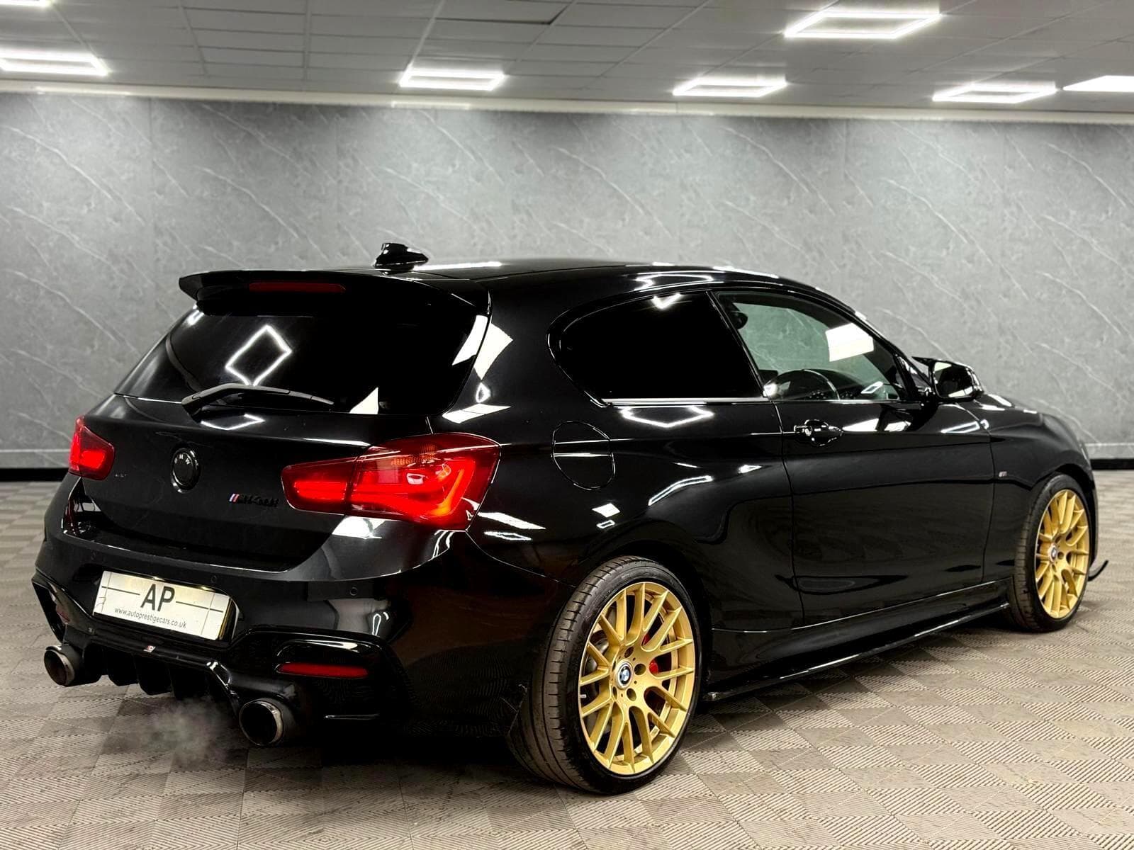 2017 BMW 1 Series - Thumbnail 35