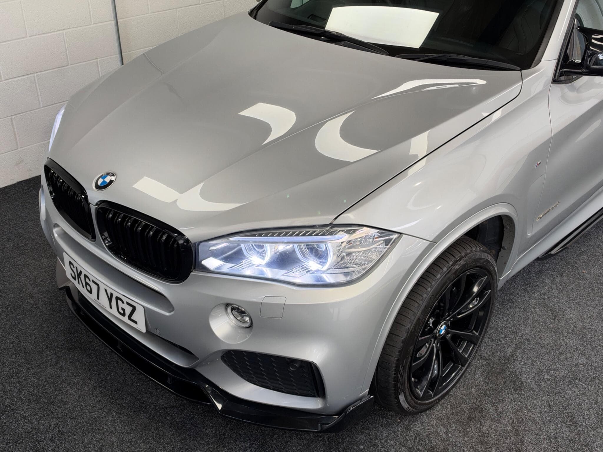 2017 BMW X5 - Thumbnail 51