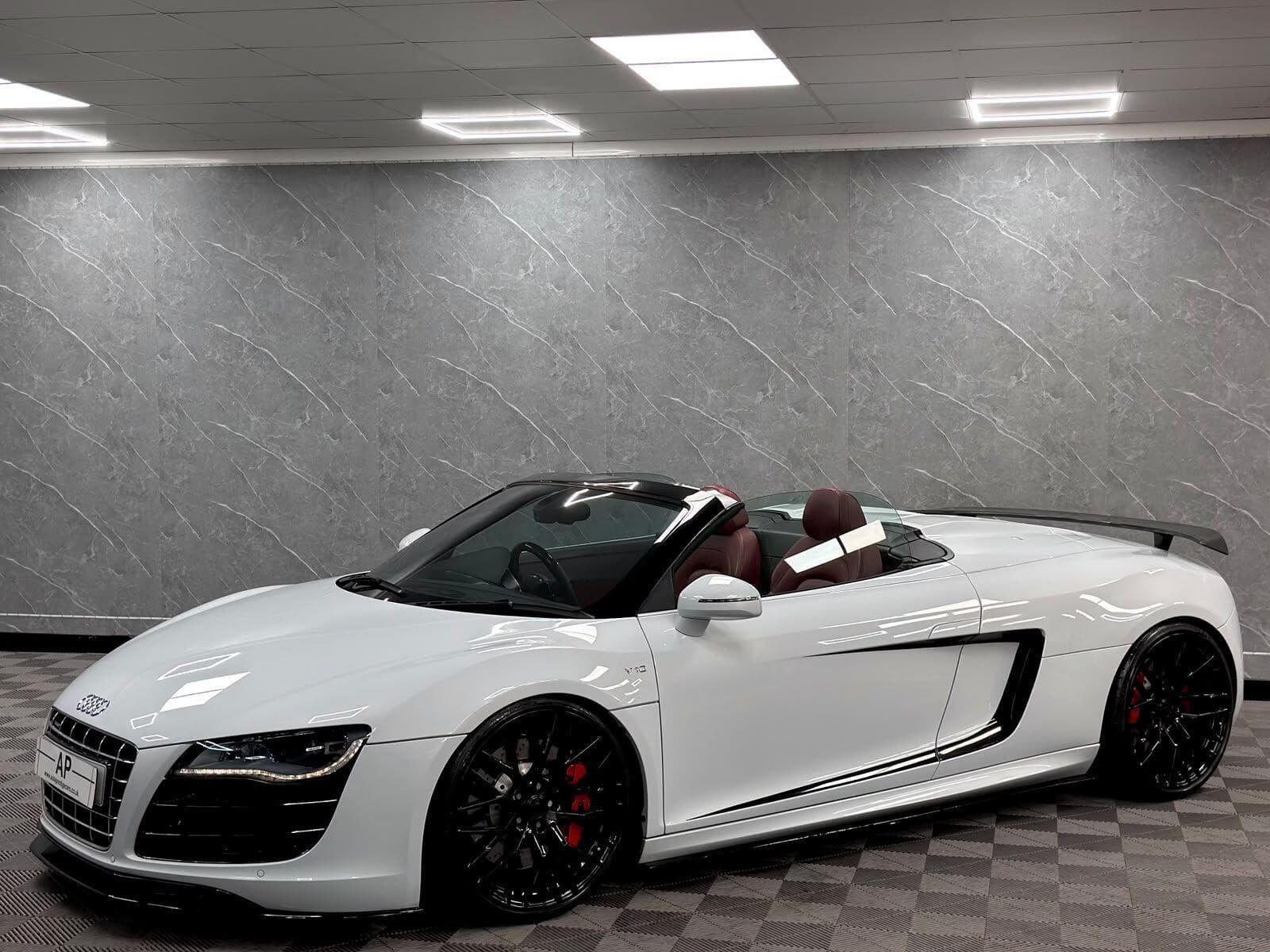 2010 Audi R8 - Thumbnail 16
