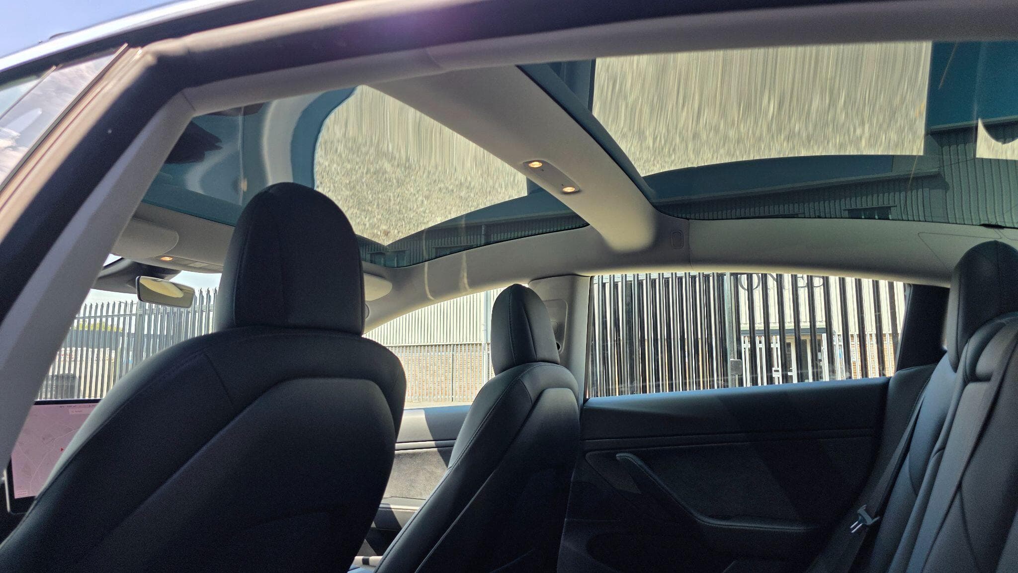 2019 Tesla Model 3 - Thumbnail 14