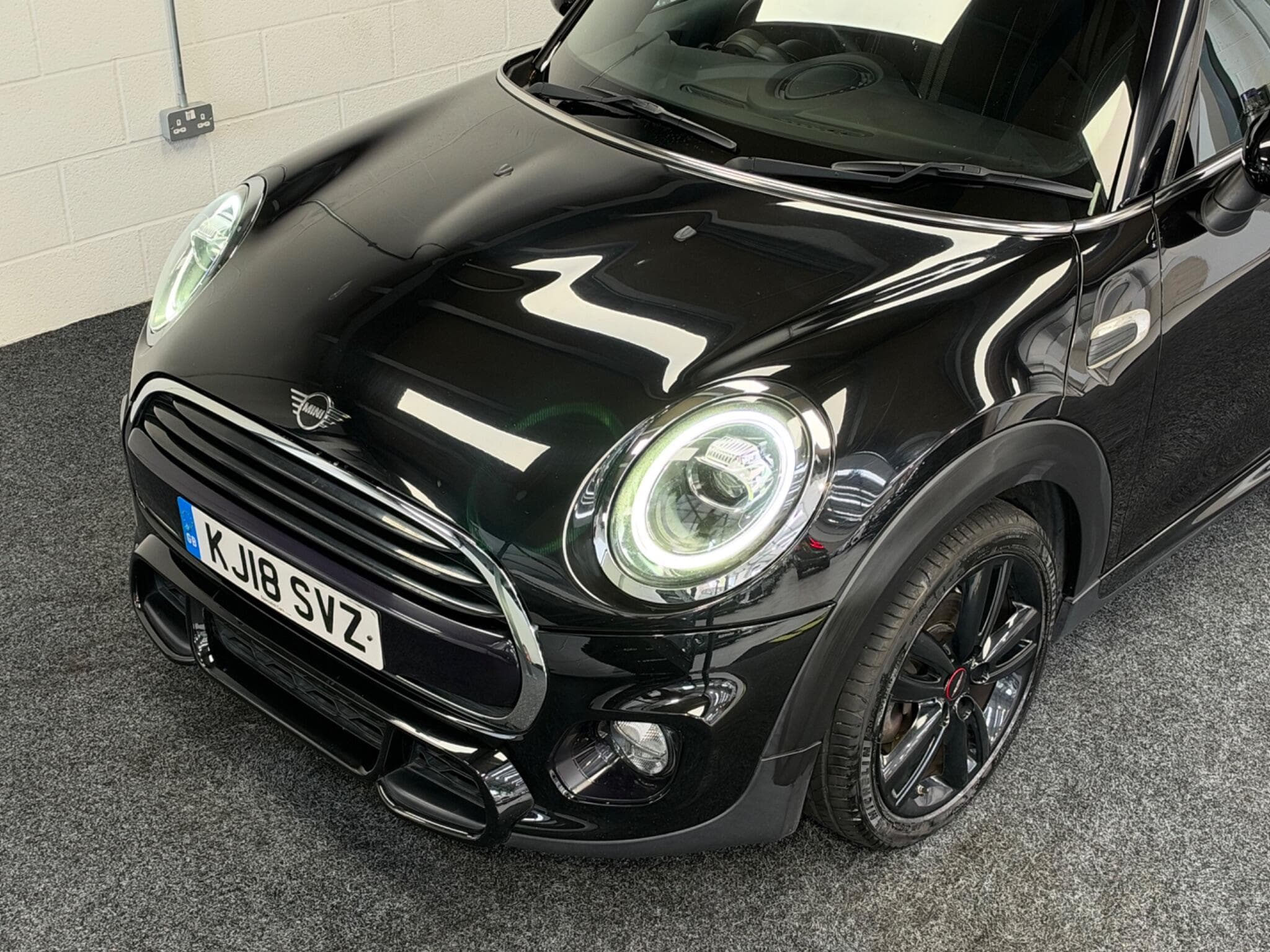 2018 MINI Hatch - Thumbnail 39