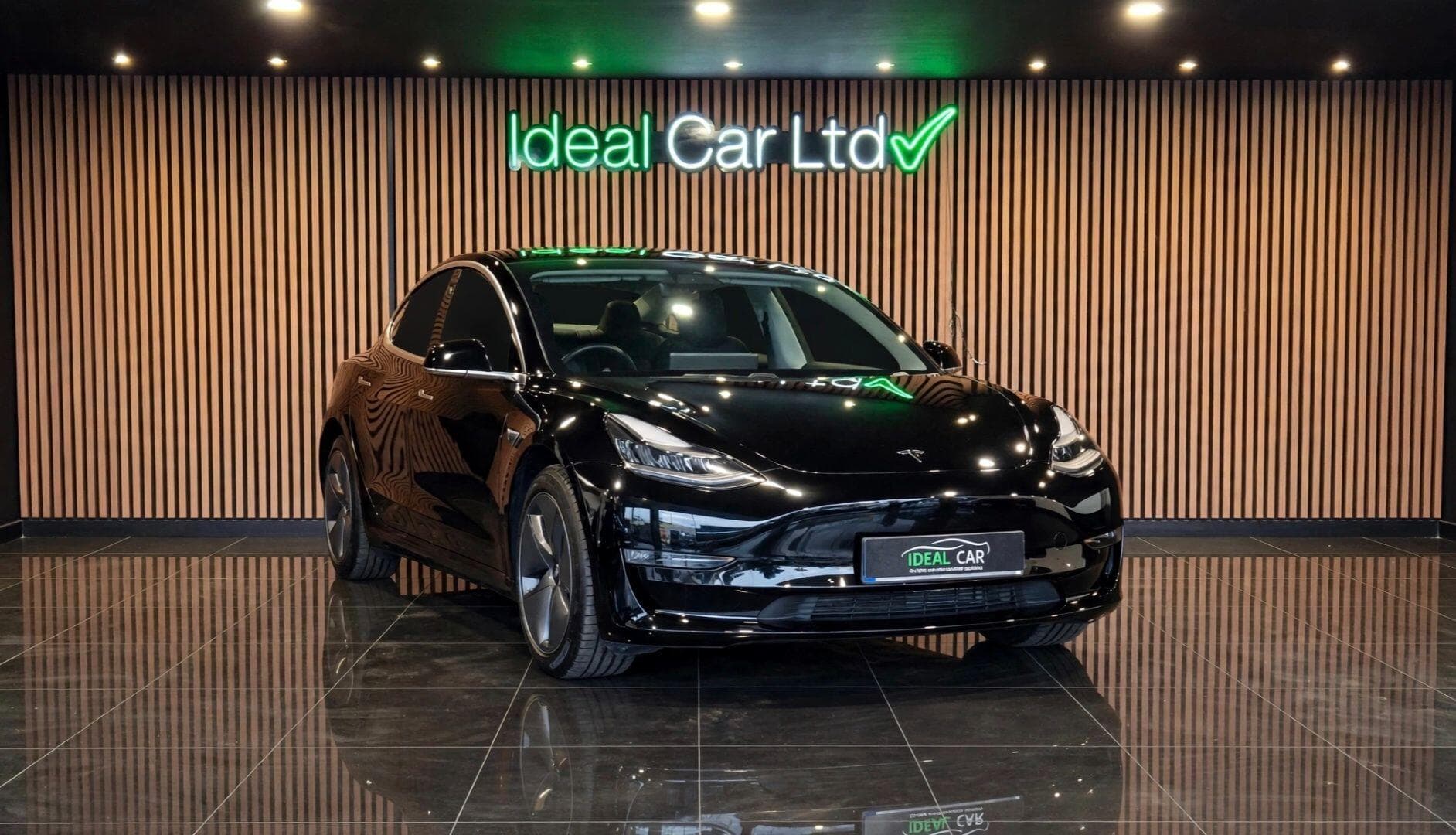 2019 Tesla Model 3 - Thumbnail 6