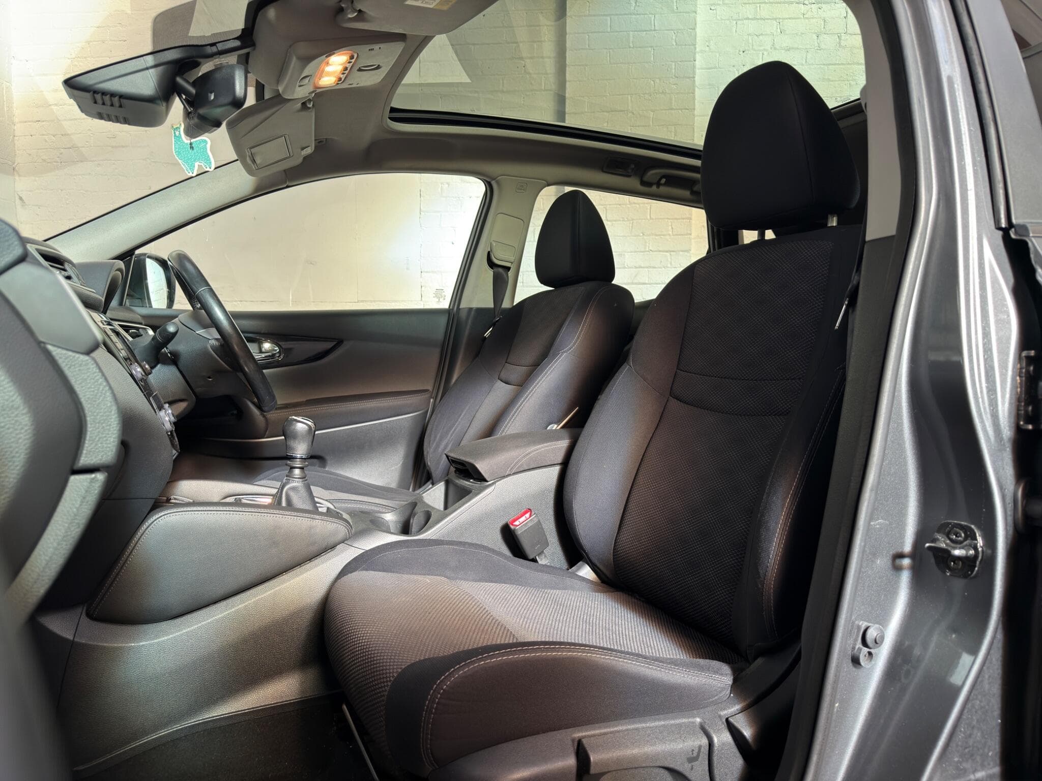 2014 Nissan Qashqai - Thumbnail 23