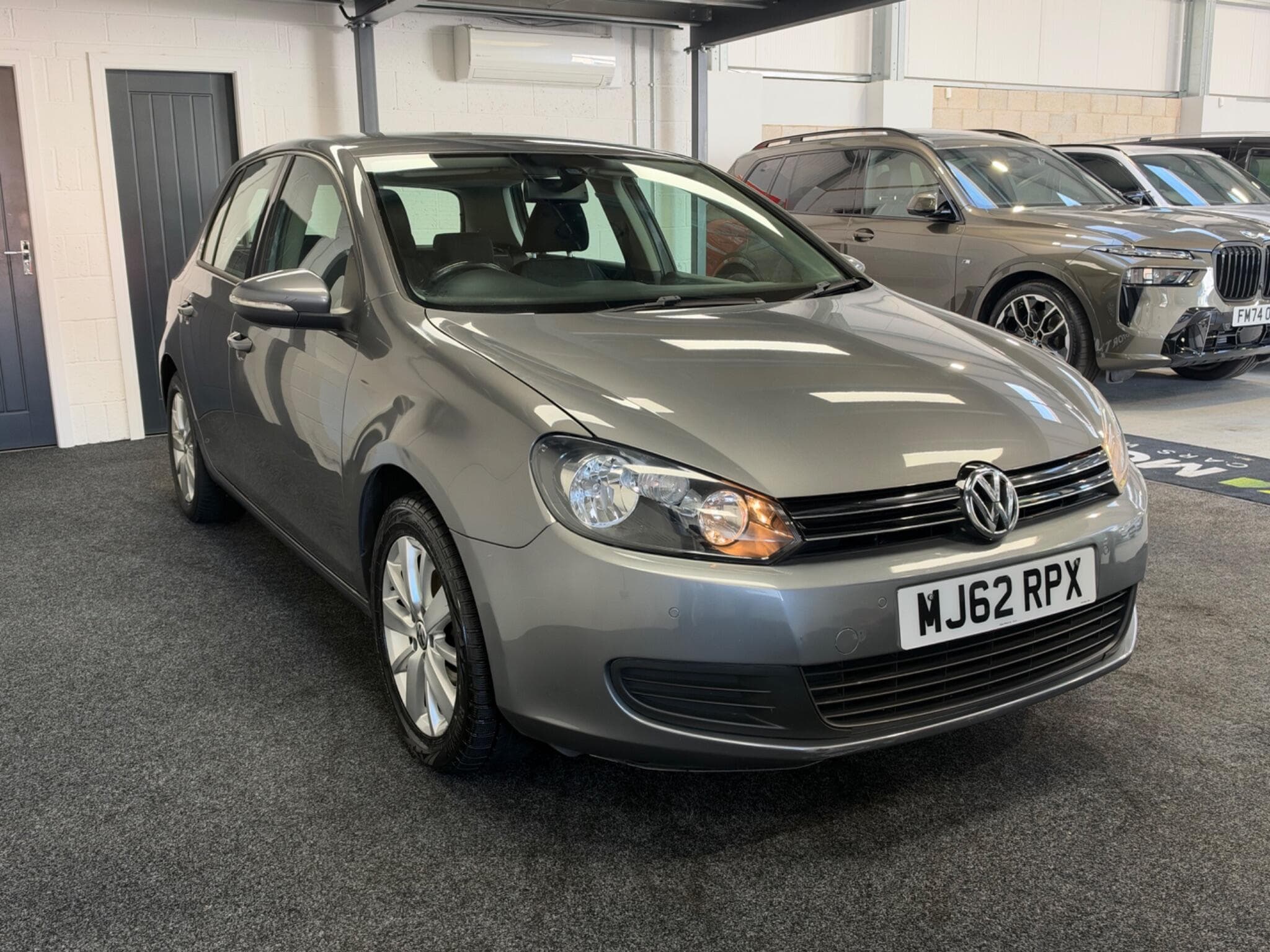 2012 Volkswagen Golf - Image 2