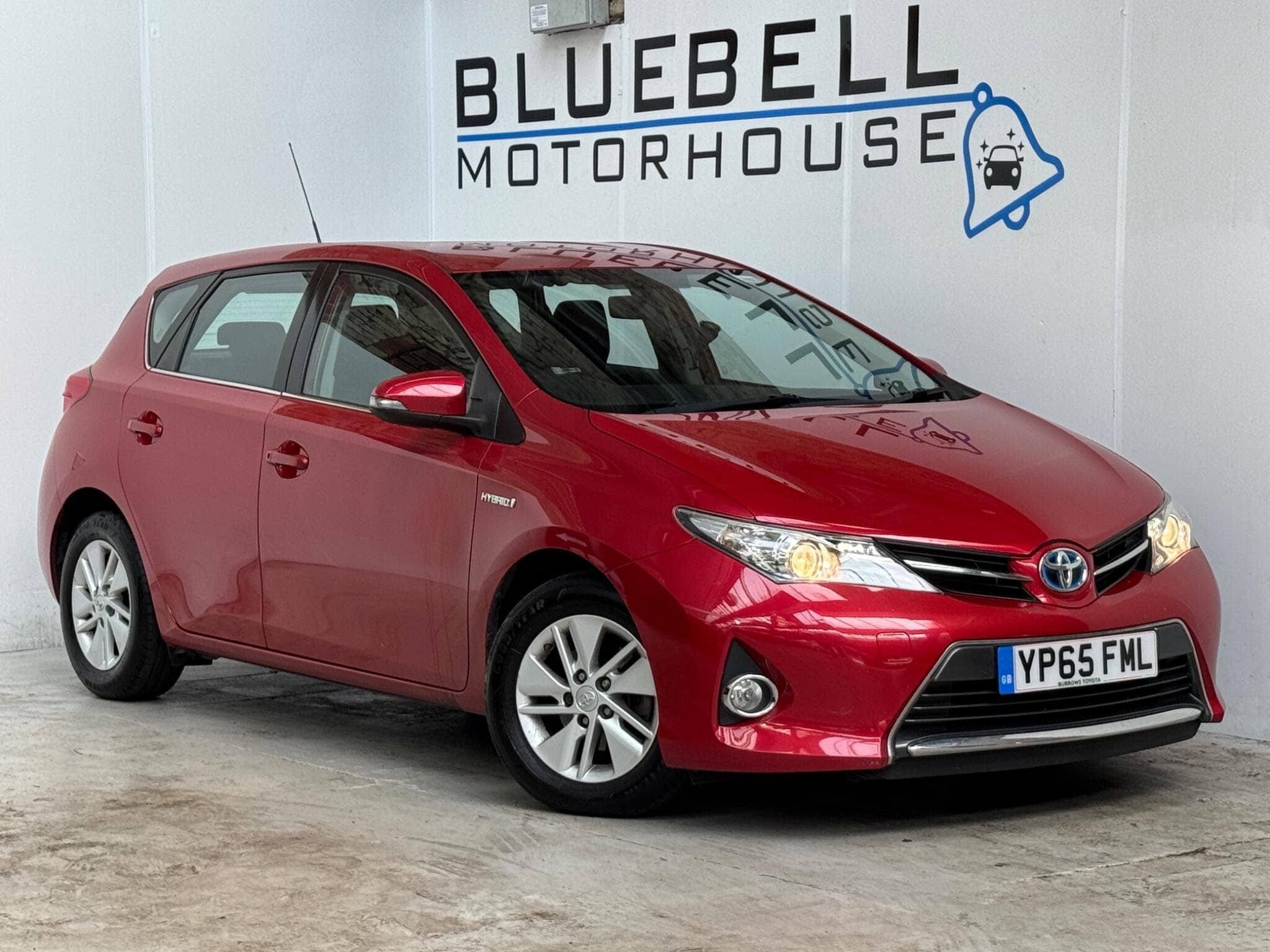 2015 Toyota Auris - Image 1