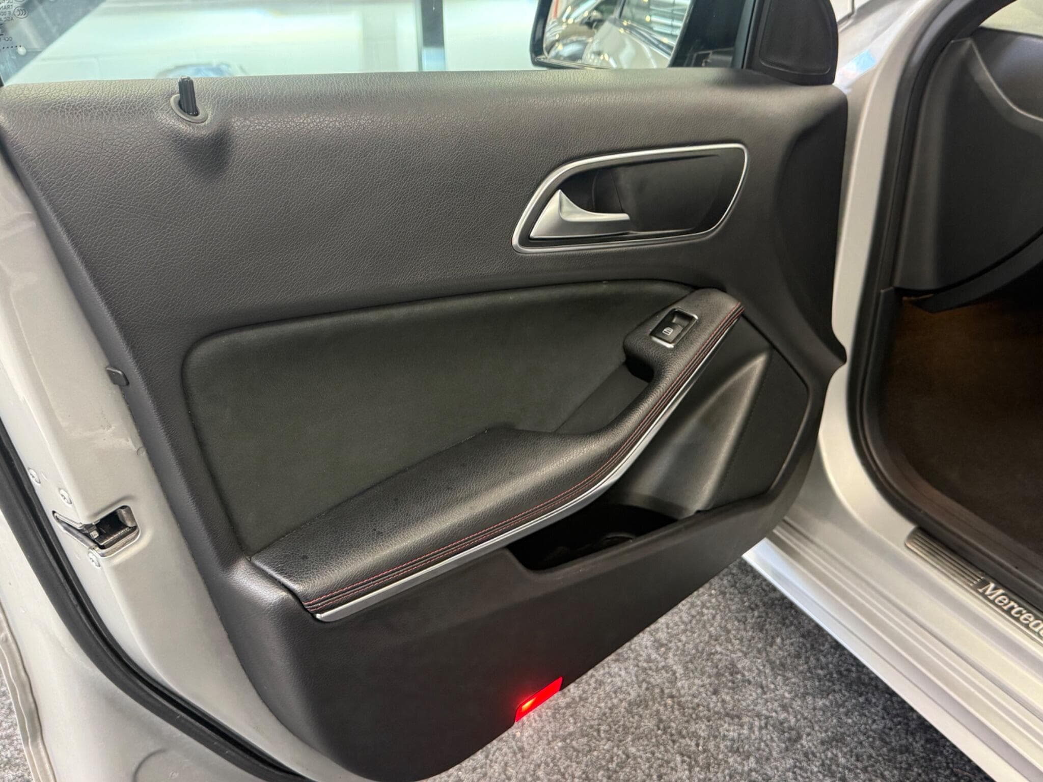 2016 Mercedes-Benz A Class - Thumbnail 25