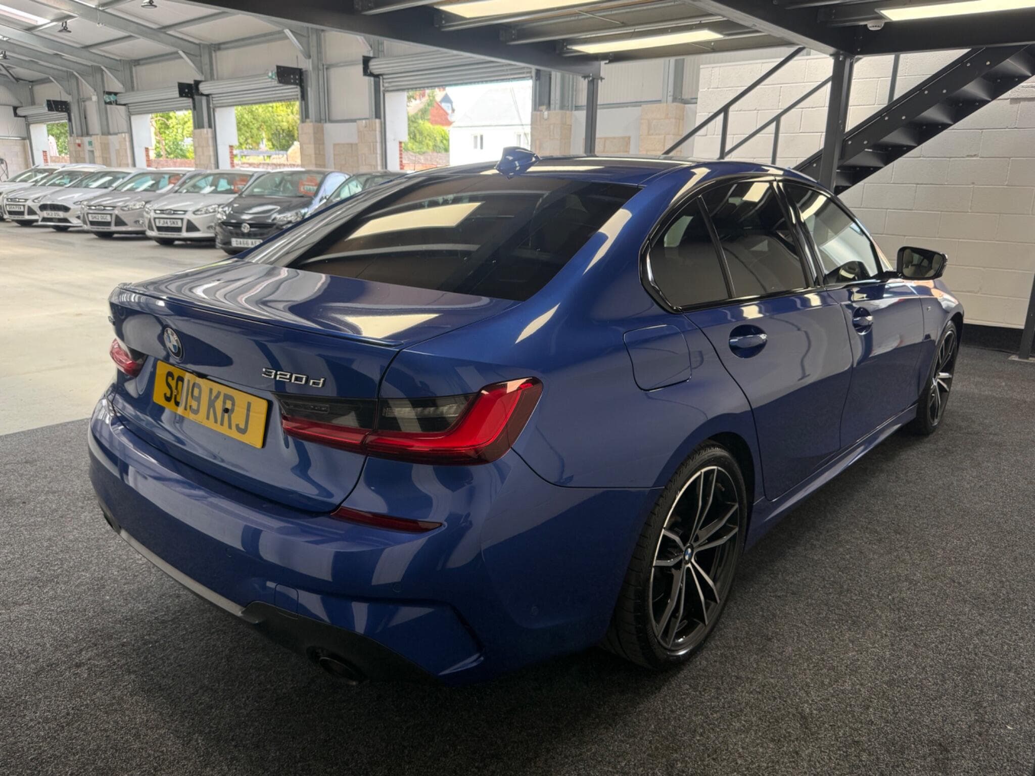 2019 BMW 3 Series - Thumbnail 12