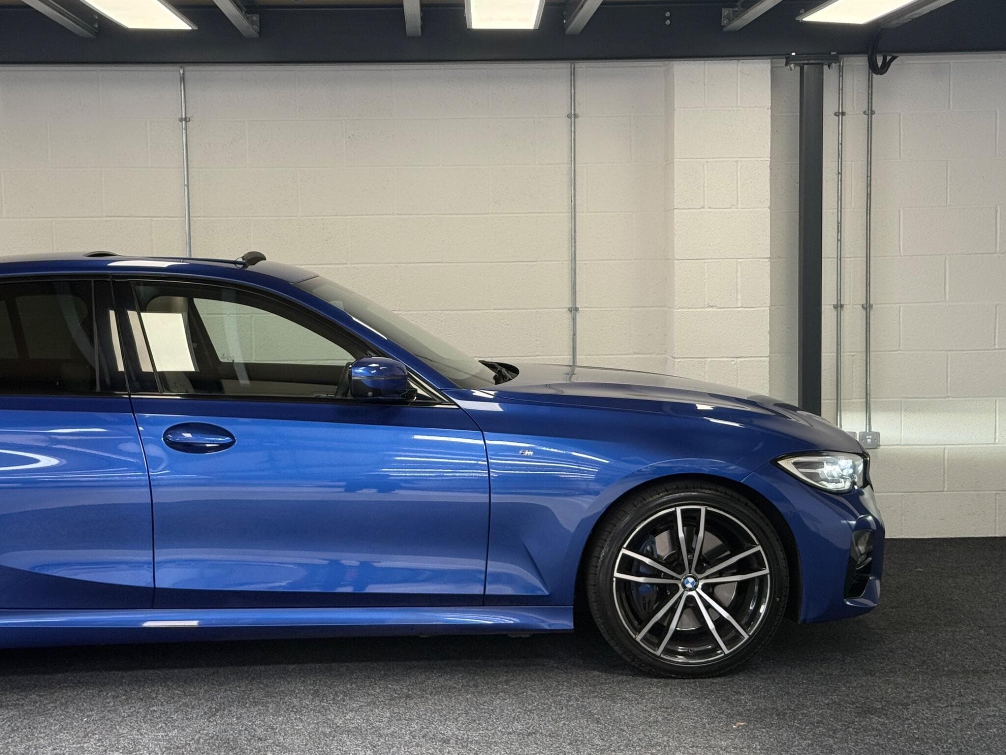 2019 BMW 3 Series - Thumbnail 10