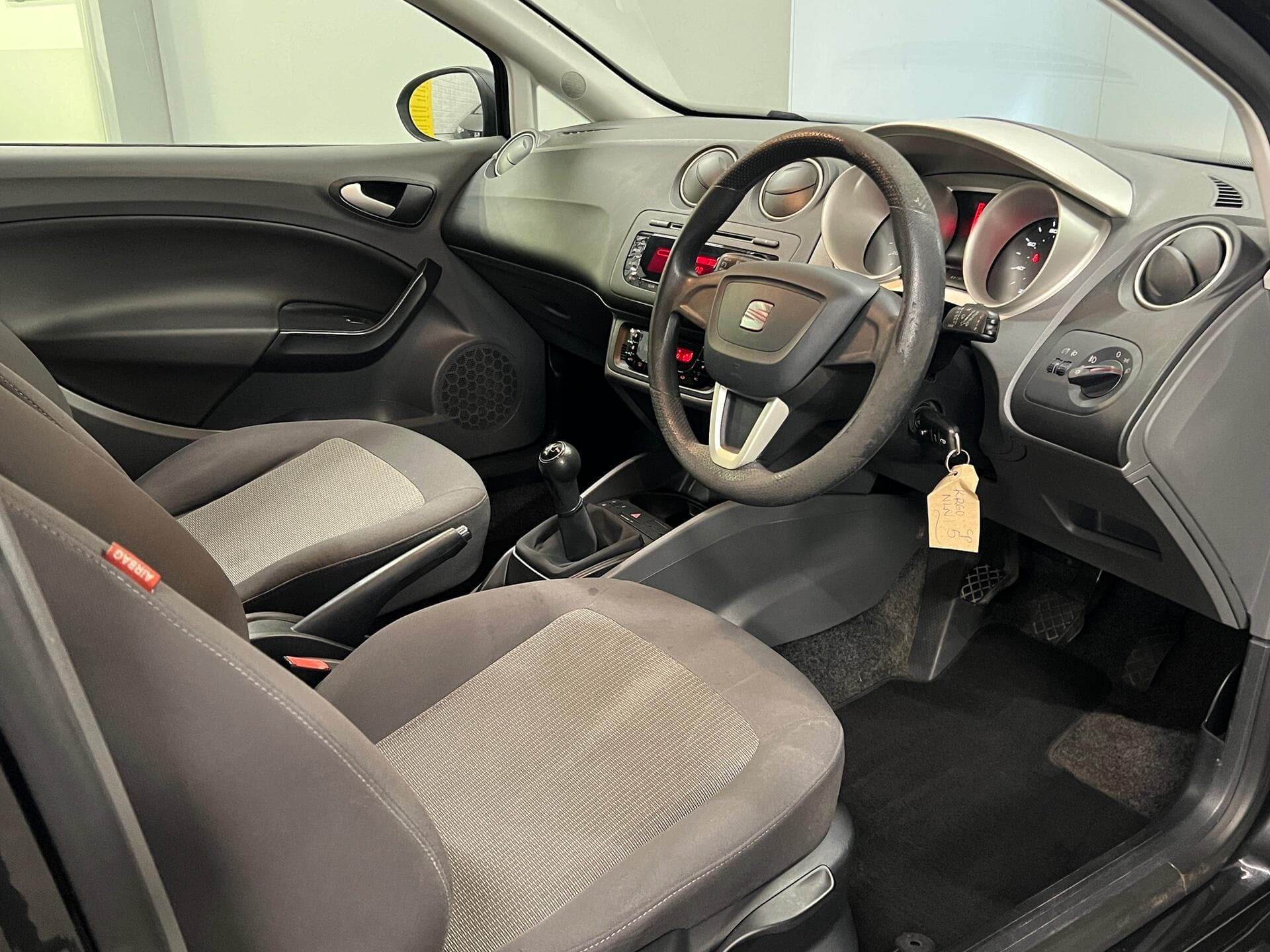 2011 SEAT Ibiza - Thumbnail 13