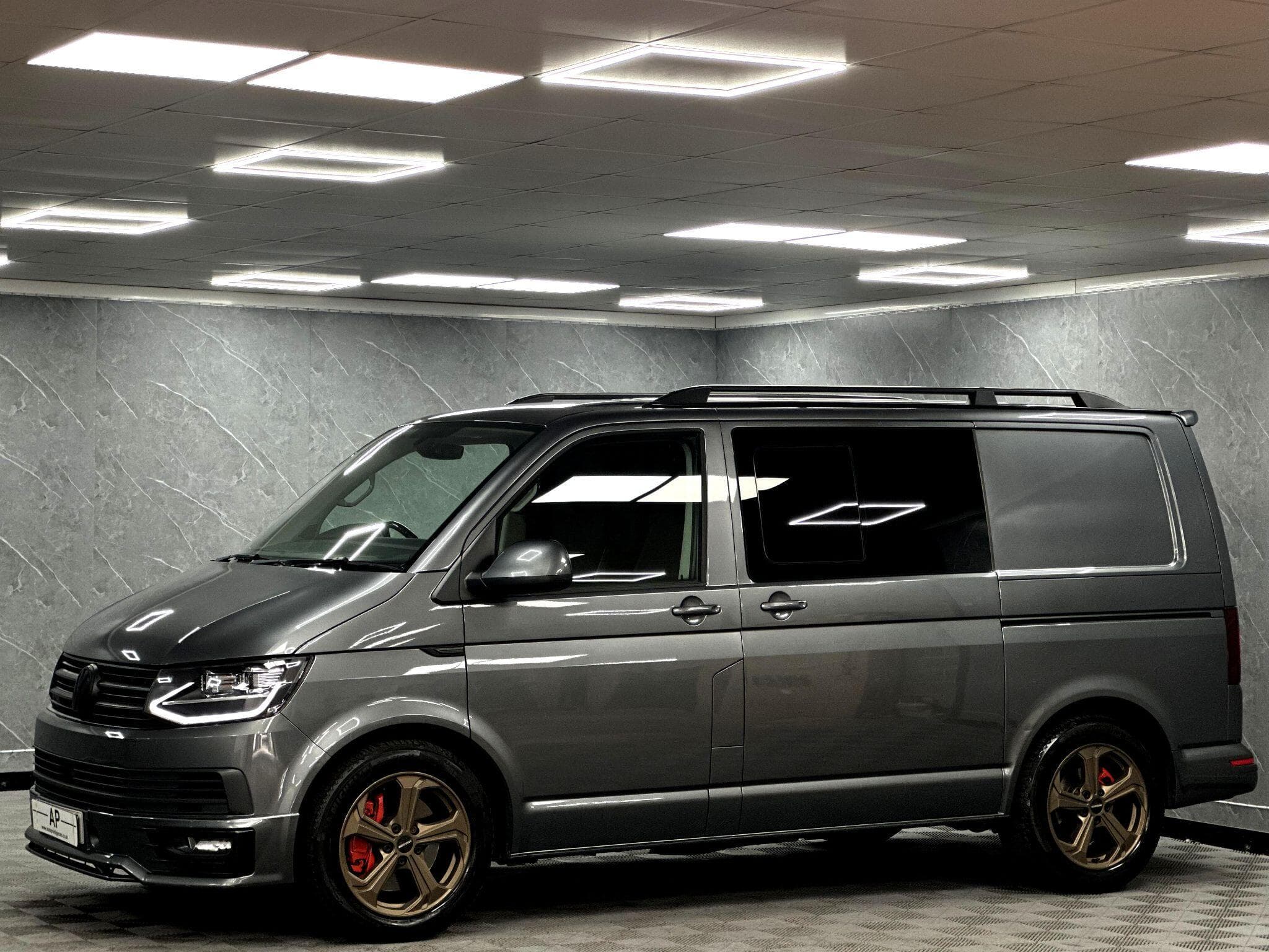 2018 Volkswagen Transporter - Thumbnail 13