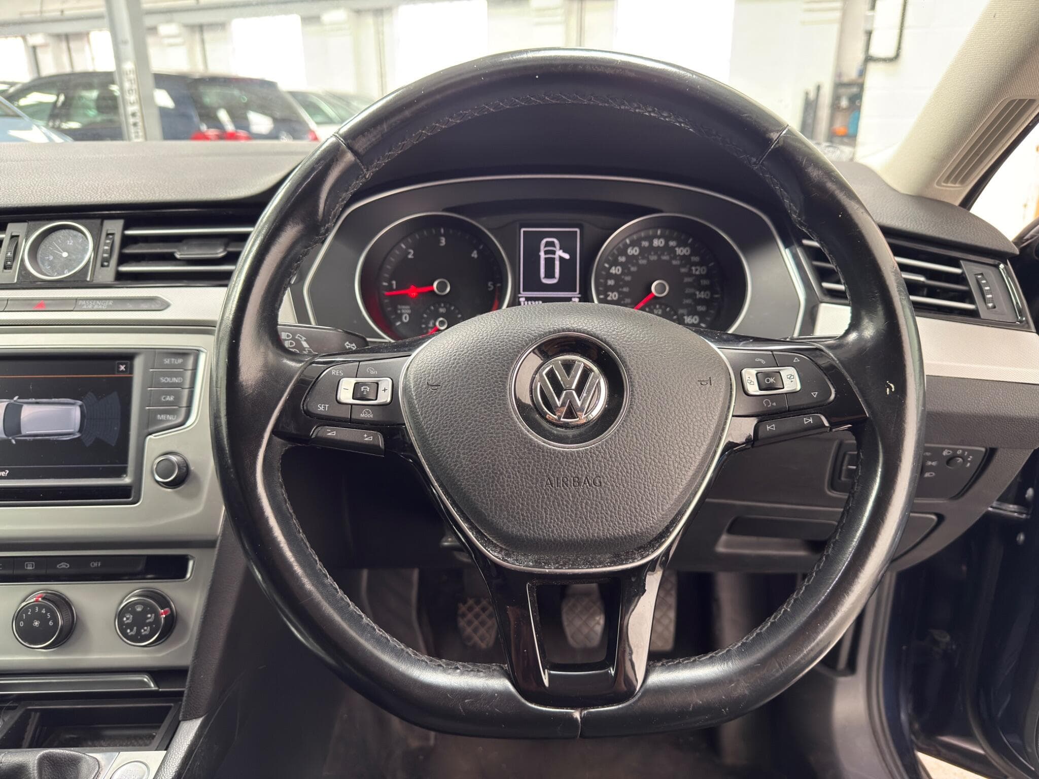 2015 Volkswagen Passat - Thumbnail 18