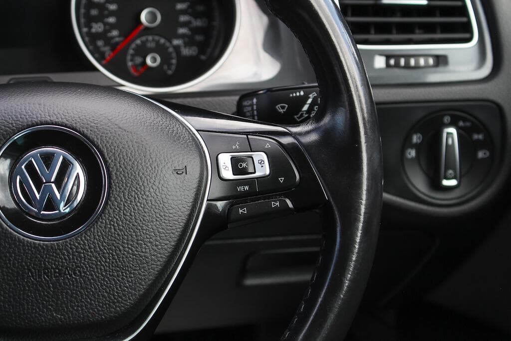 2020 Volkswagen Golf - Thumbnail 26