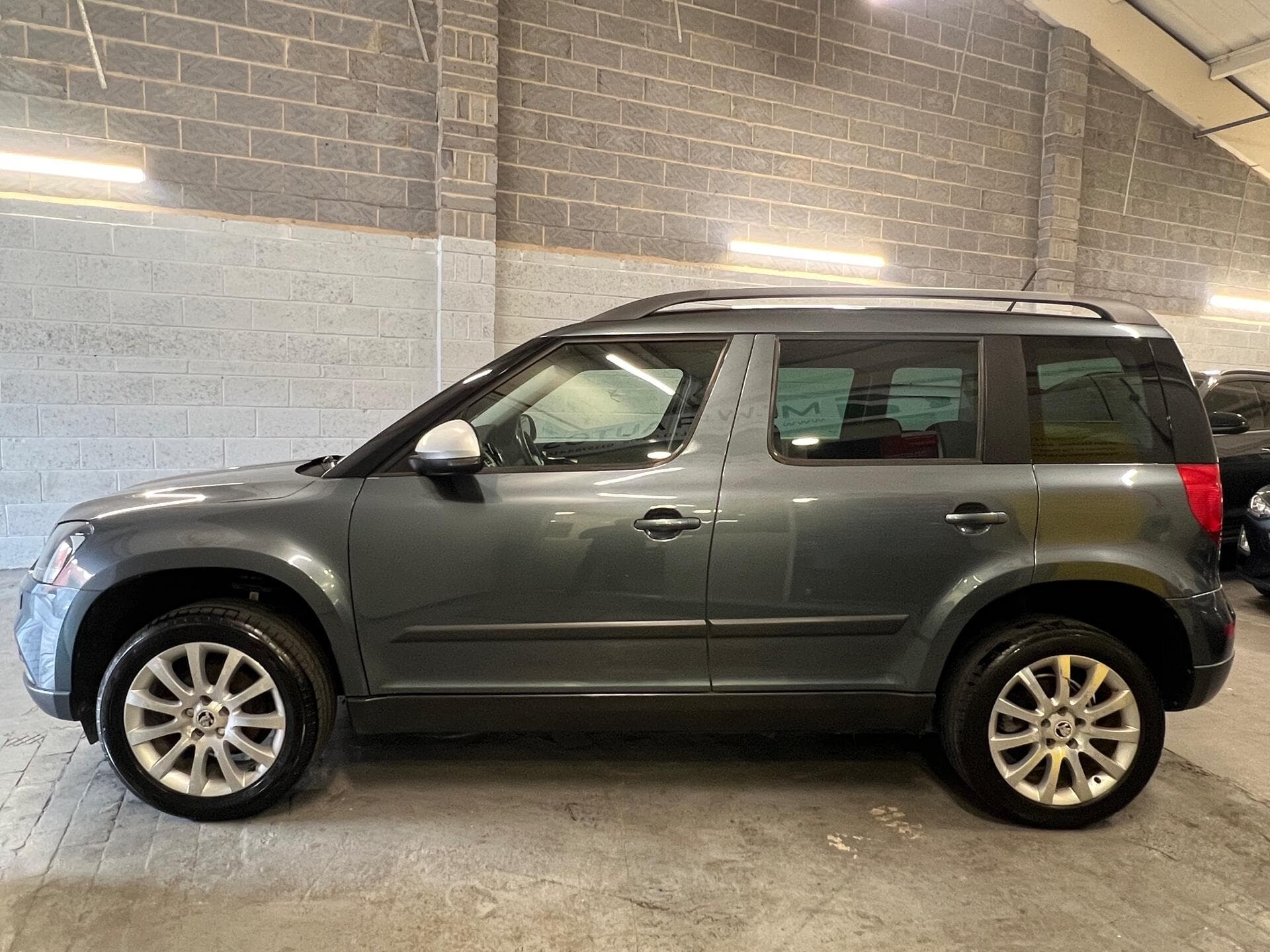 2015 Skoda Yeti - Thumbnail 8