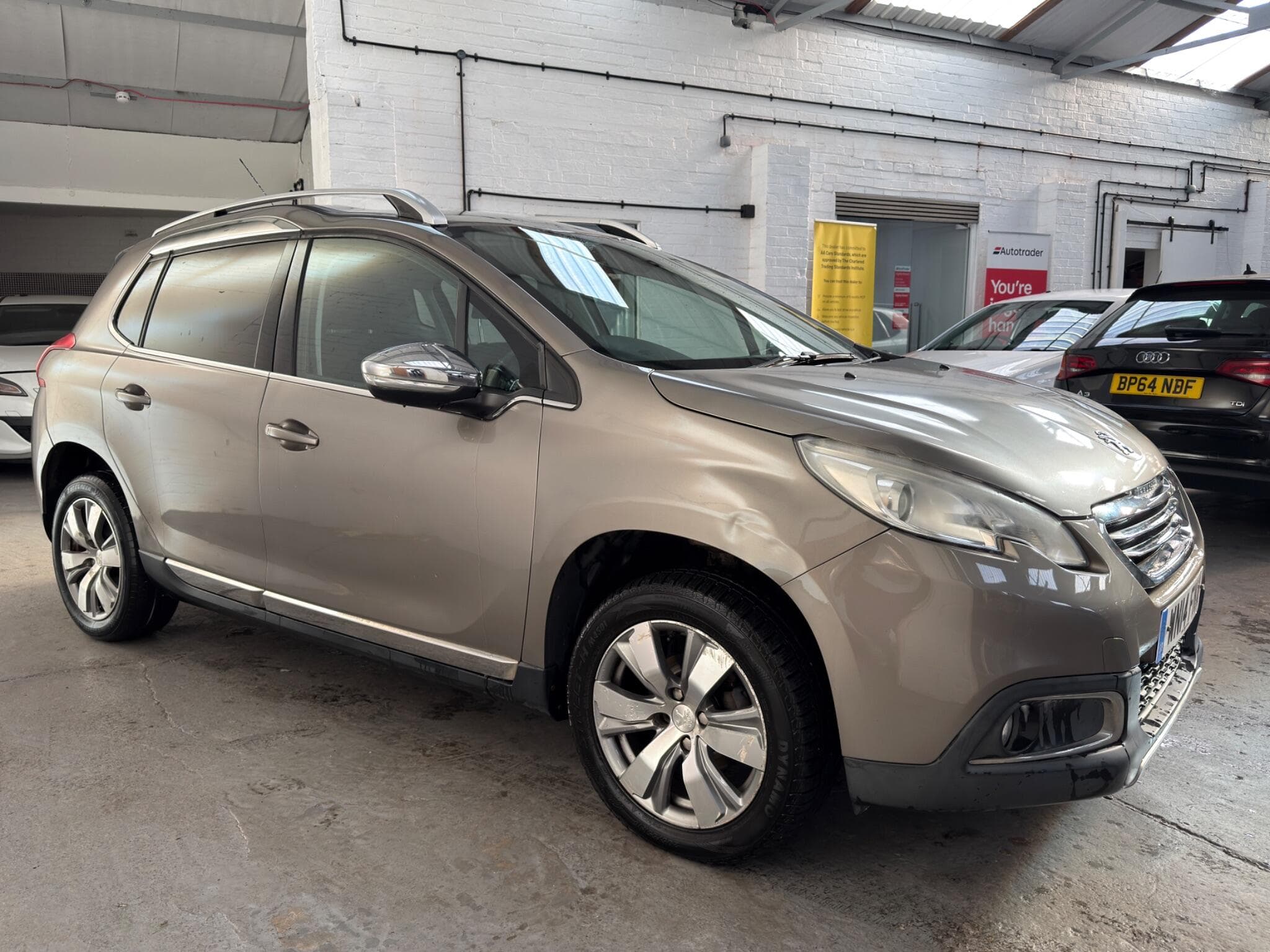 2014 Peugeot 2008 - Thumbnail 6