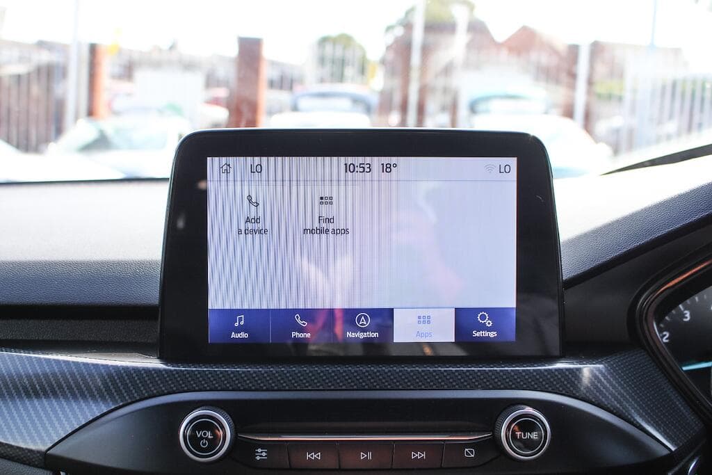 2019 Ford Focus - Thumbnail 38