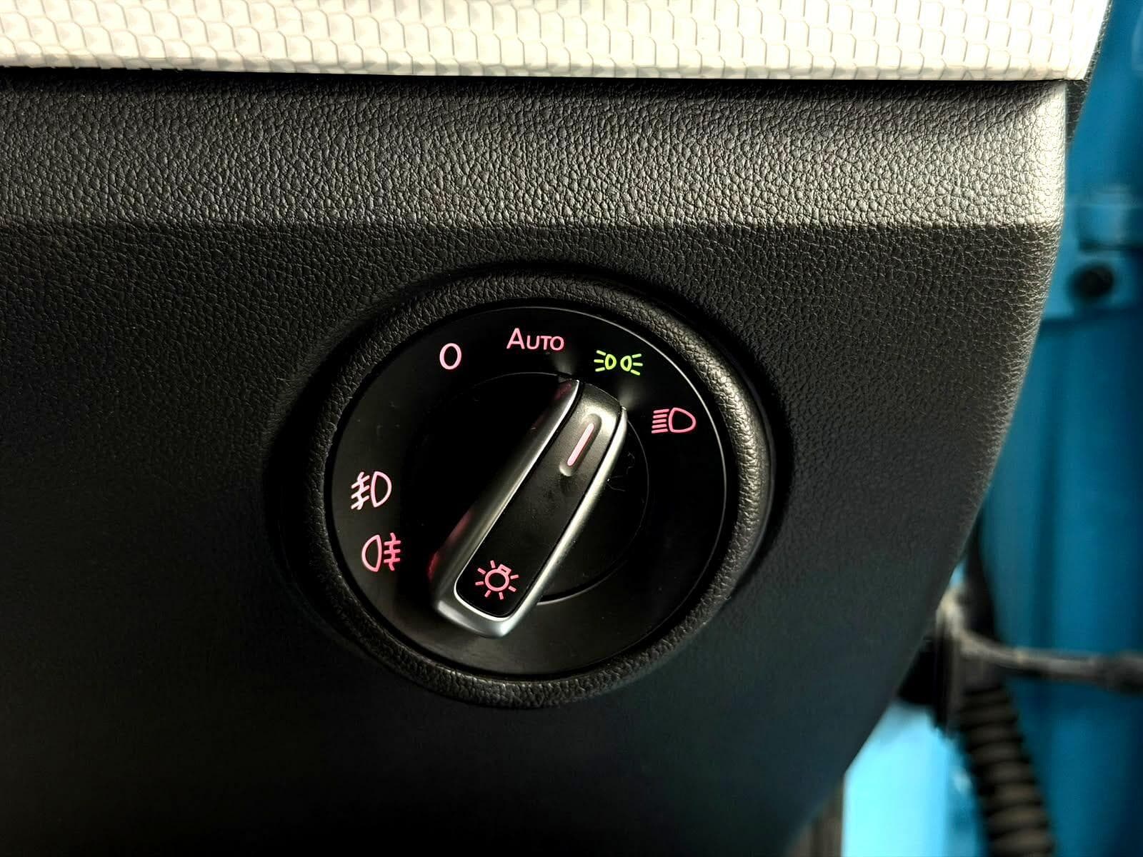 2019 Volkswagen up! - Thumbnail 42