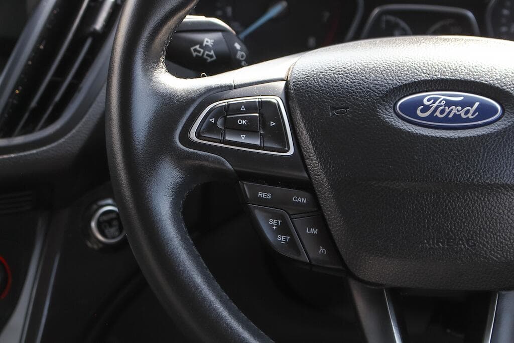 2019 Ford Kuga - Thumbnail 25
