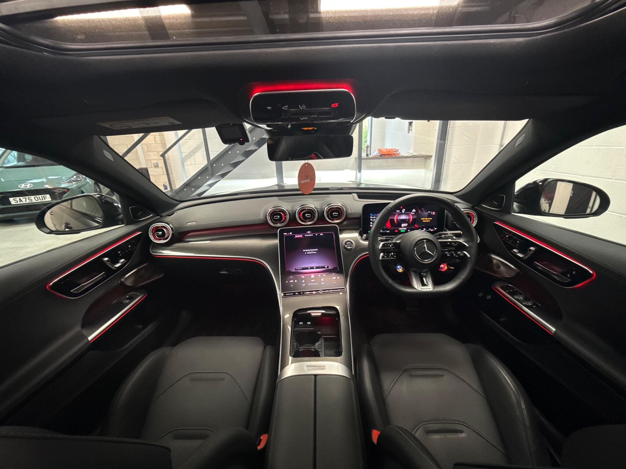 2025 Mercedes-Benz C Class - Thumbnail 20