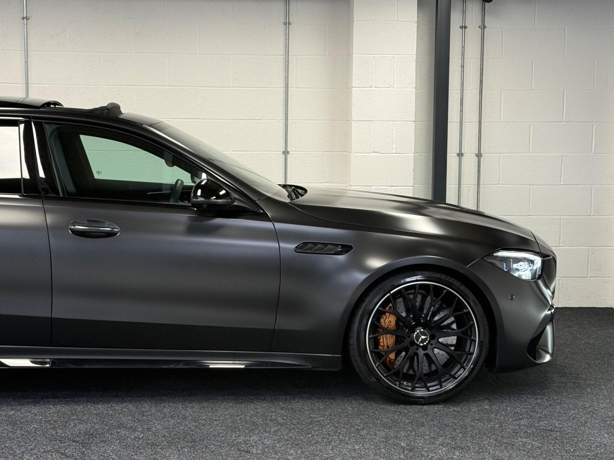 2025 Mercedes-Benz C Class - Thumbnail 12