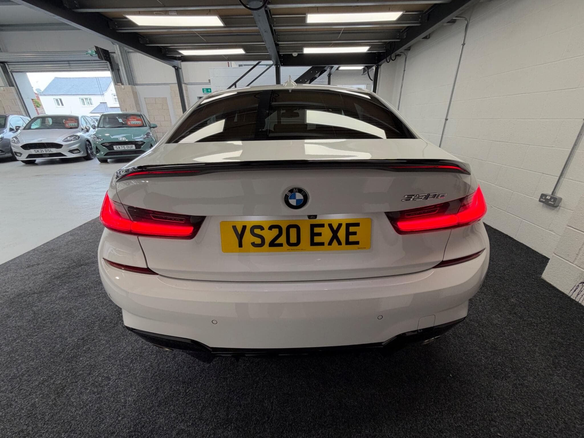 2020 BMW 3 Series - Thumbnail 13