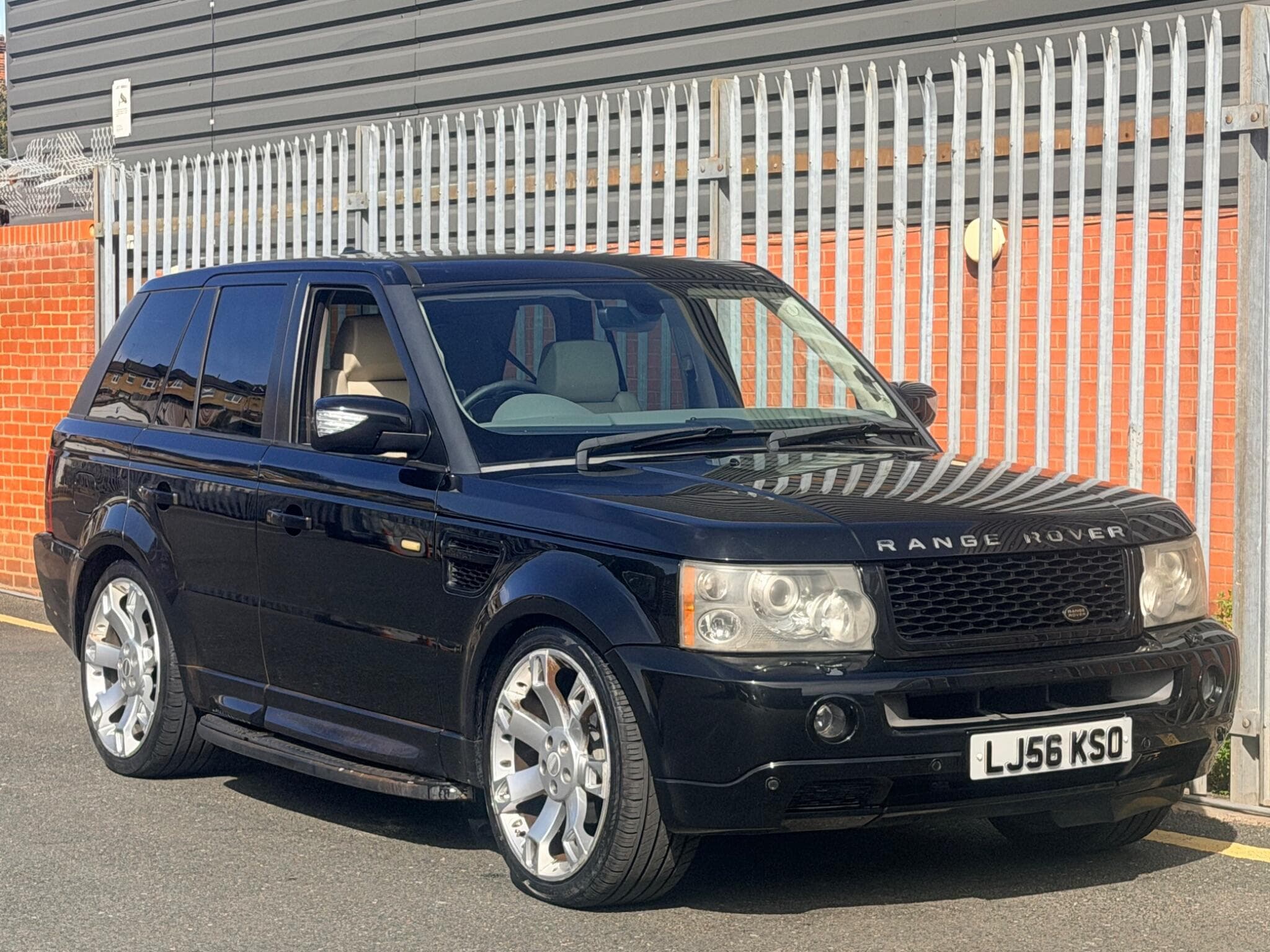2006 Land Rover Range Rover Sport - Image 1