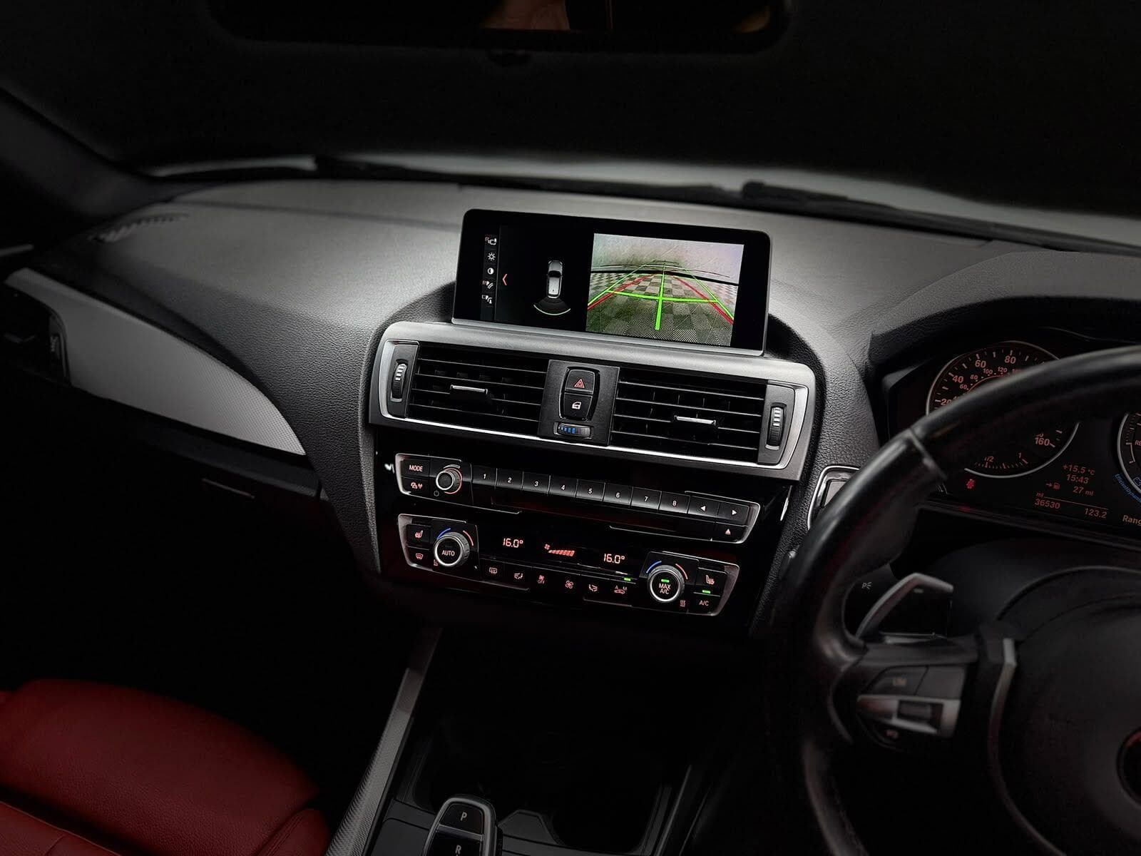 2017 BMW 1 Series - Thumbnail 60