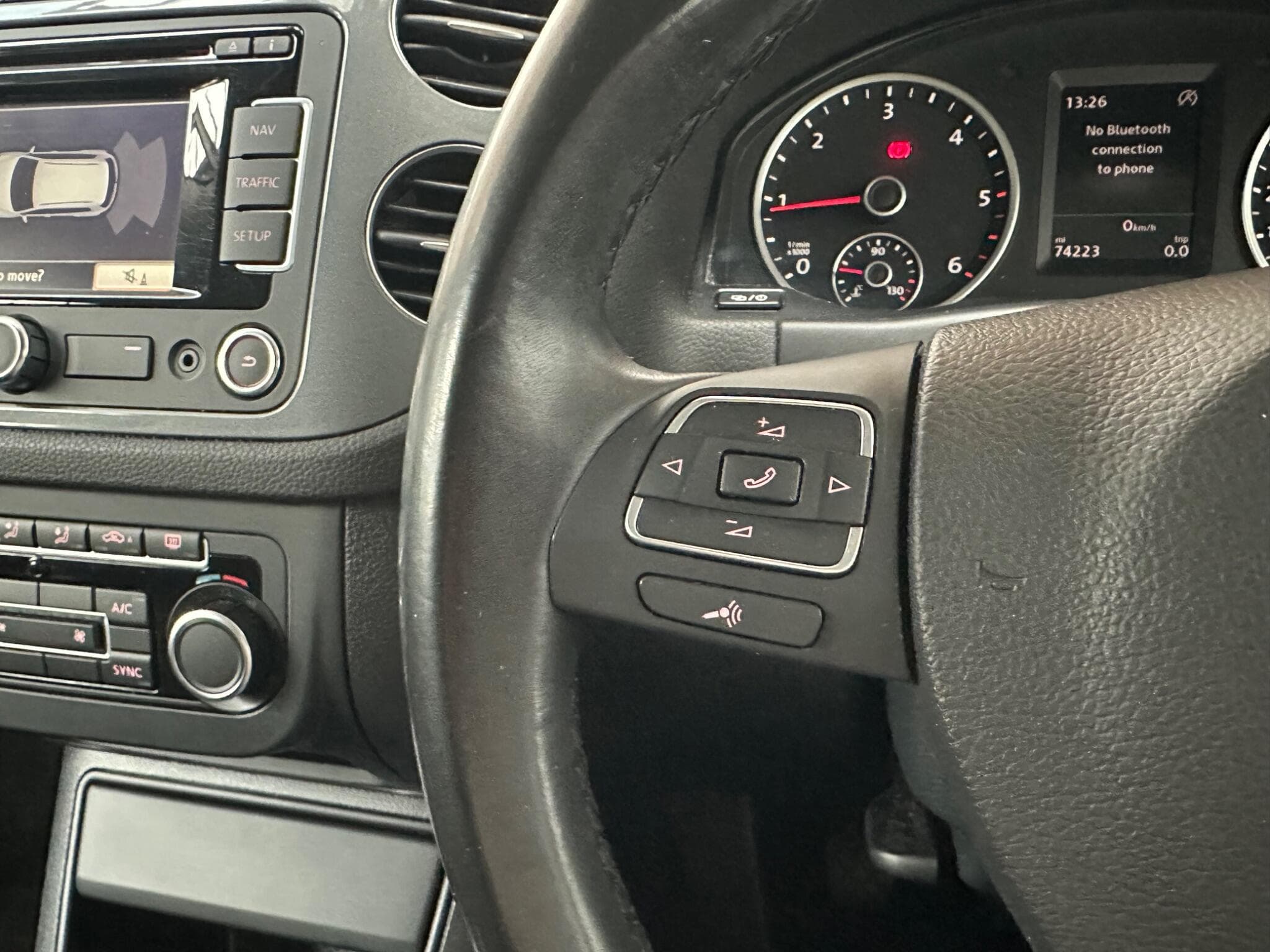 2015 Volkswagen Tiguan - Thumbnail 22