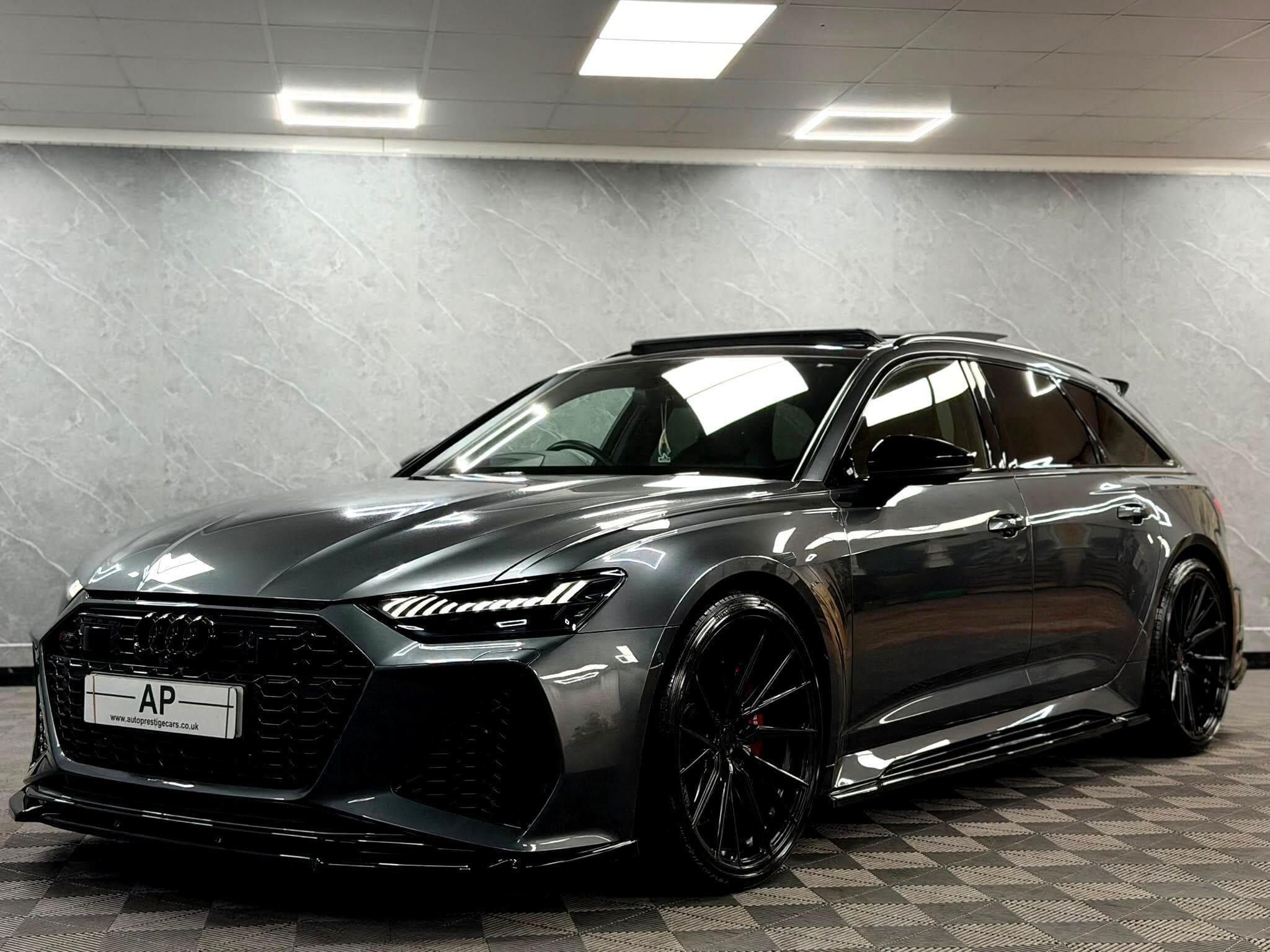 2021 Audi RS6 Avant - Thumbnail 18