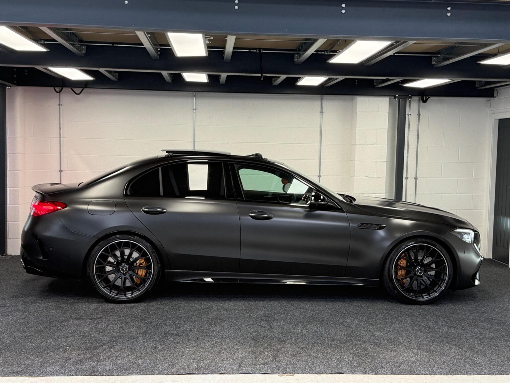 2025 Mercedes-Benz C Class - Thumbnail 13