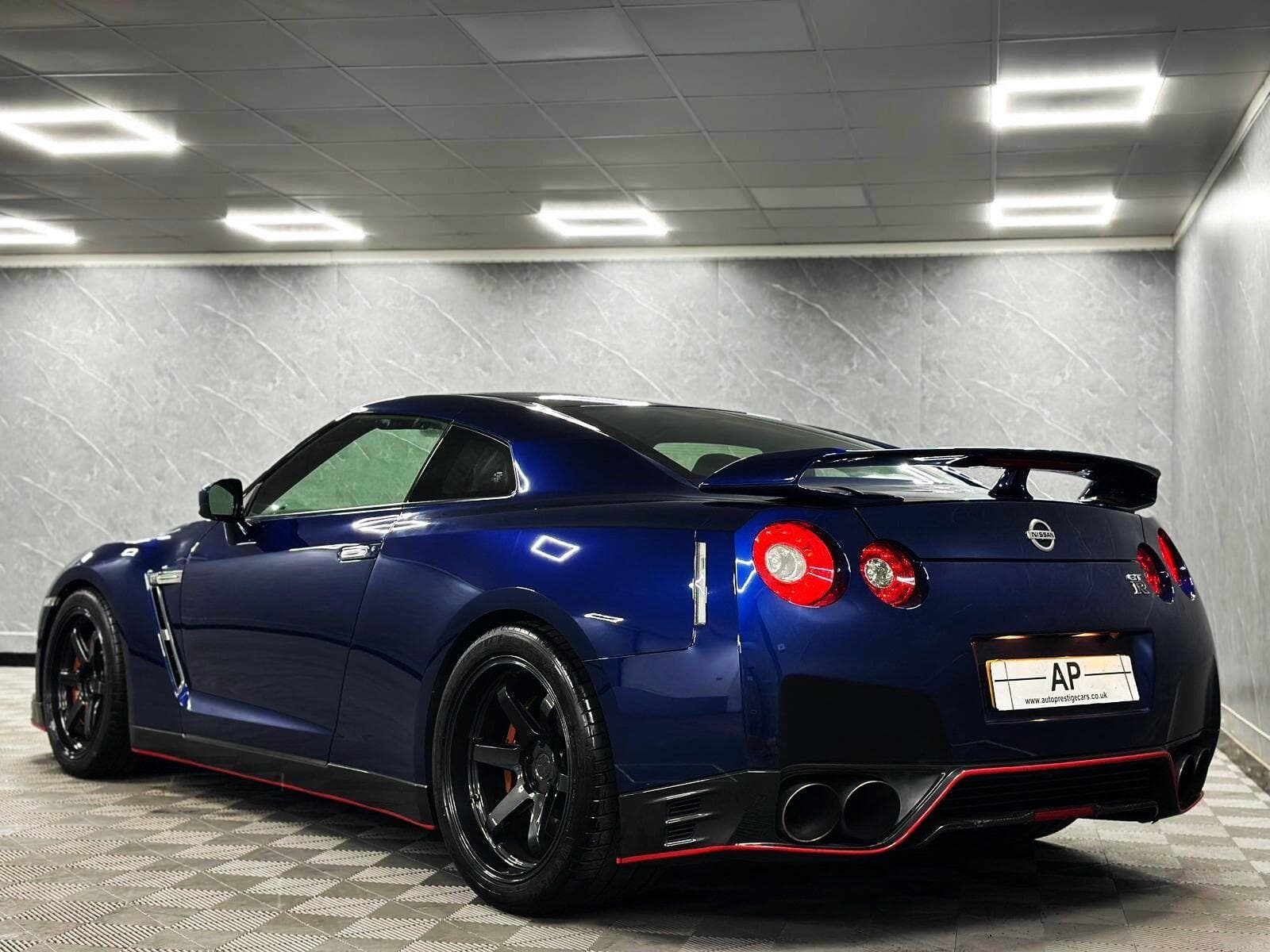 2012 Nissan GT-R - Thumbnail 29