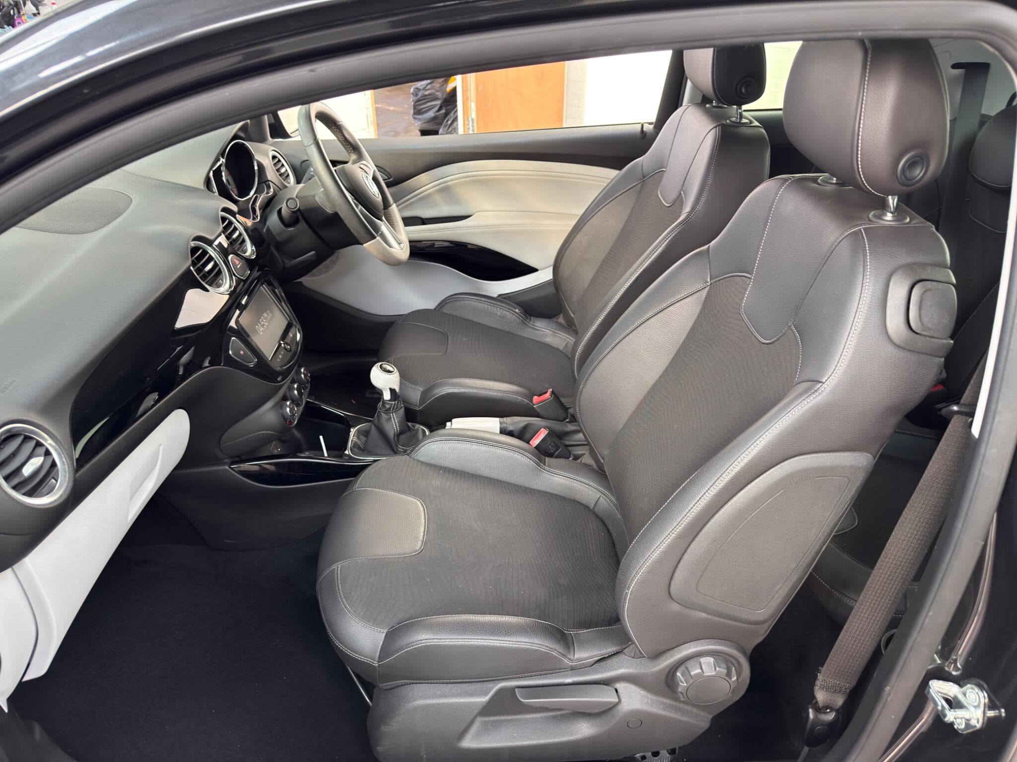 2014 Peugeot 2008 - Thumbnail 22