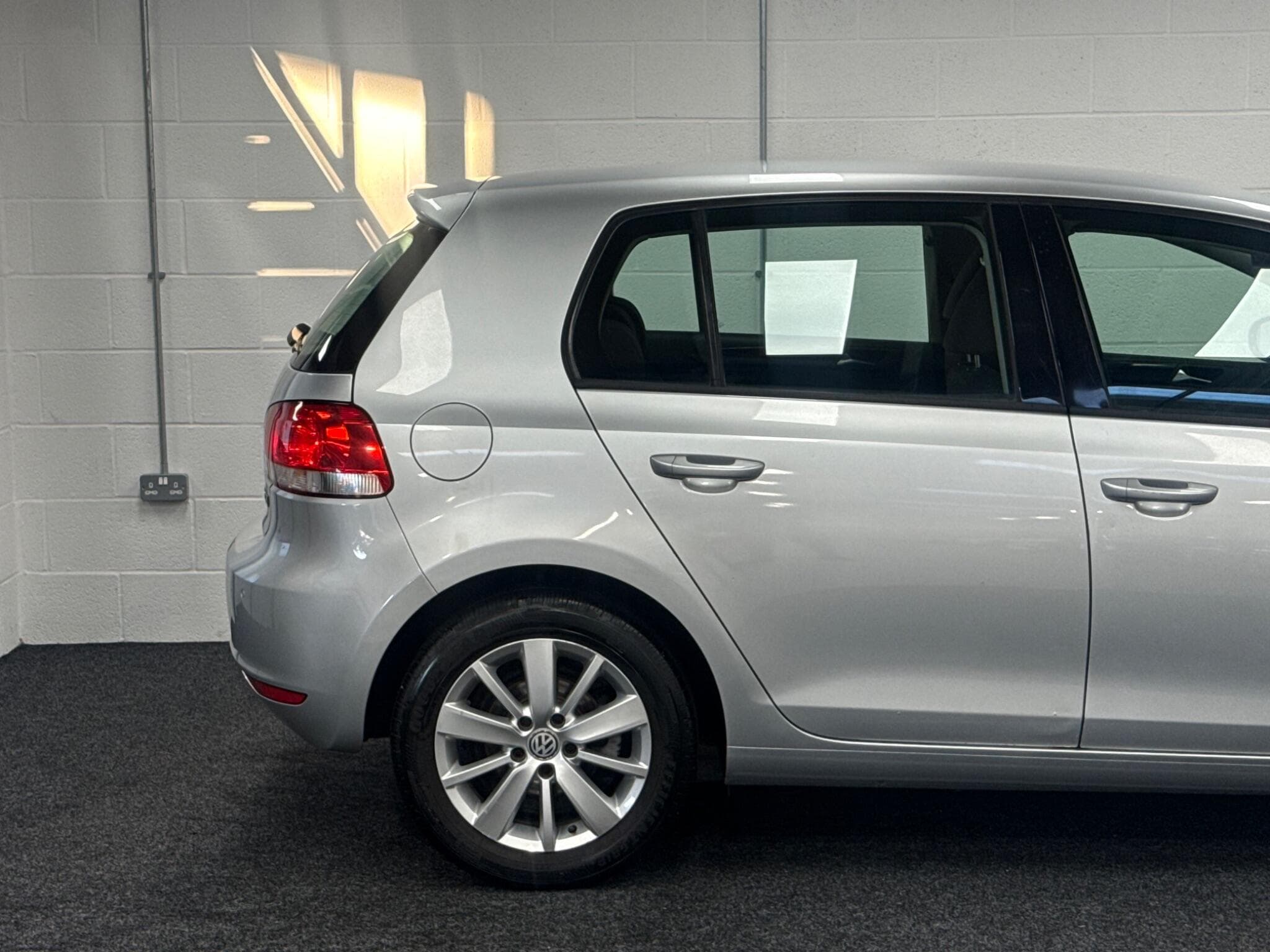 2012 Volkswagen Golf - Thumbnail 11