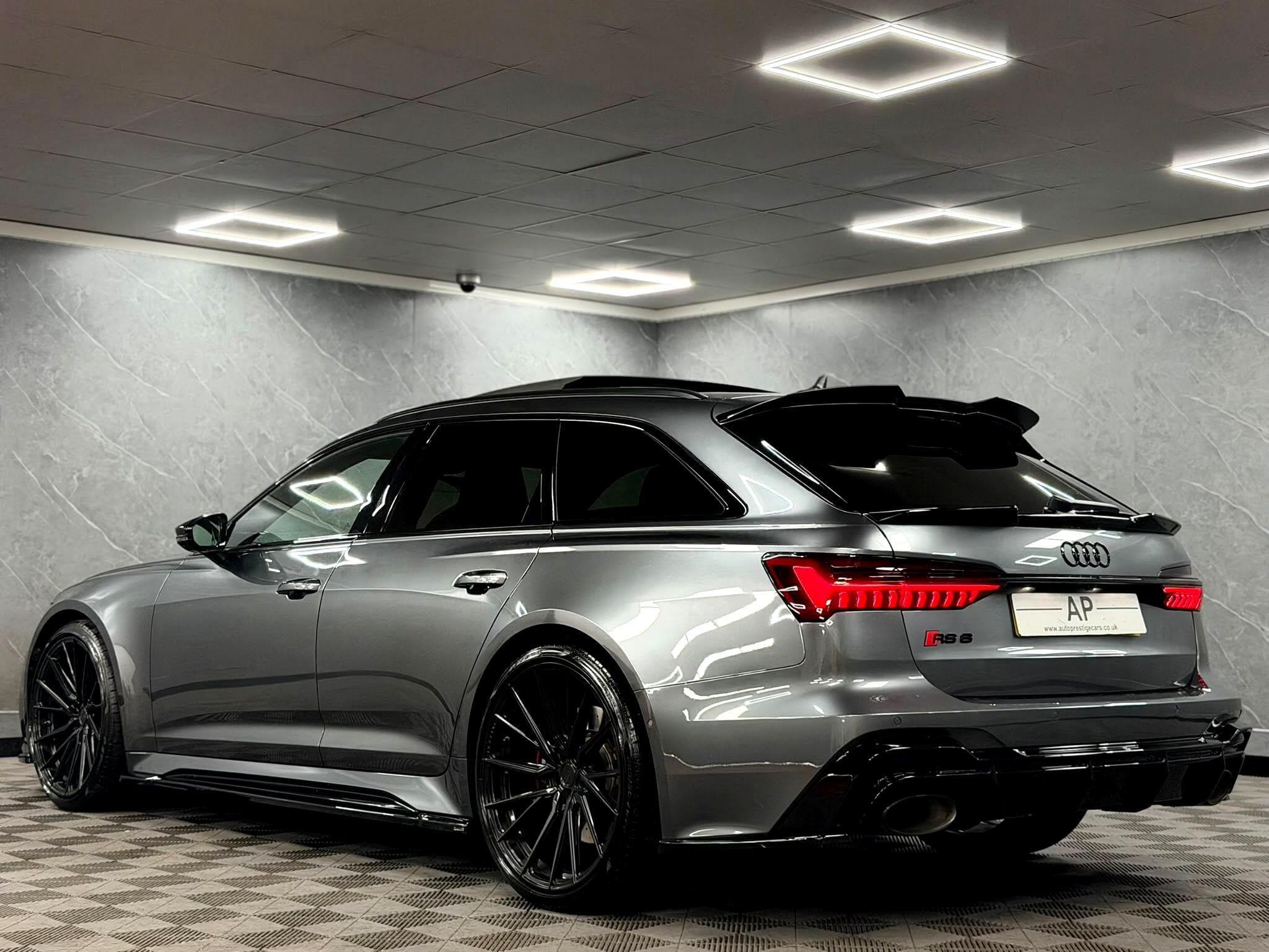 2021 Audi RS6 Avant - Thumbnail 26