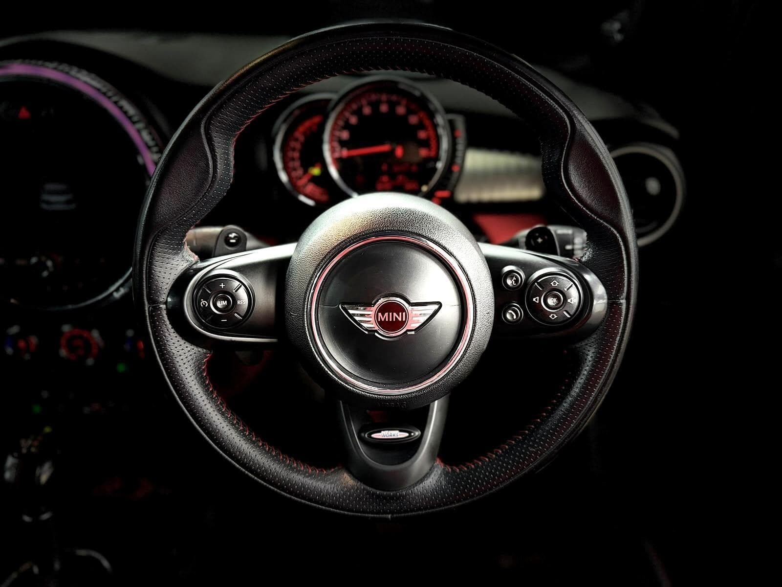2015 MINI Hatch - Thumbnail 44