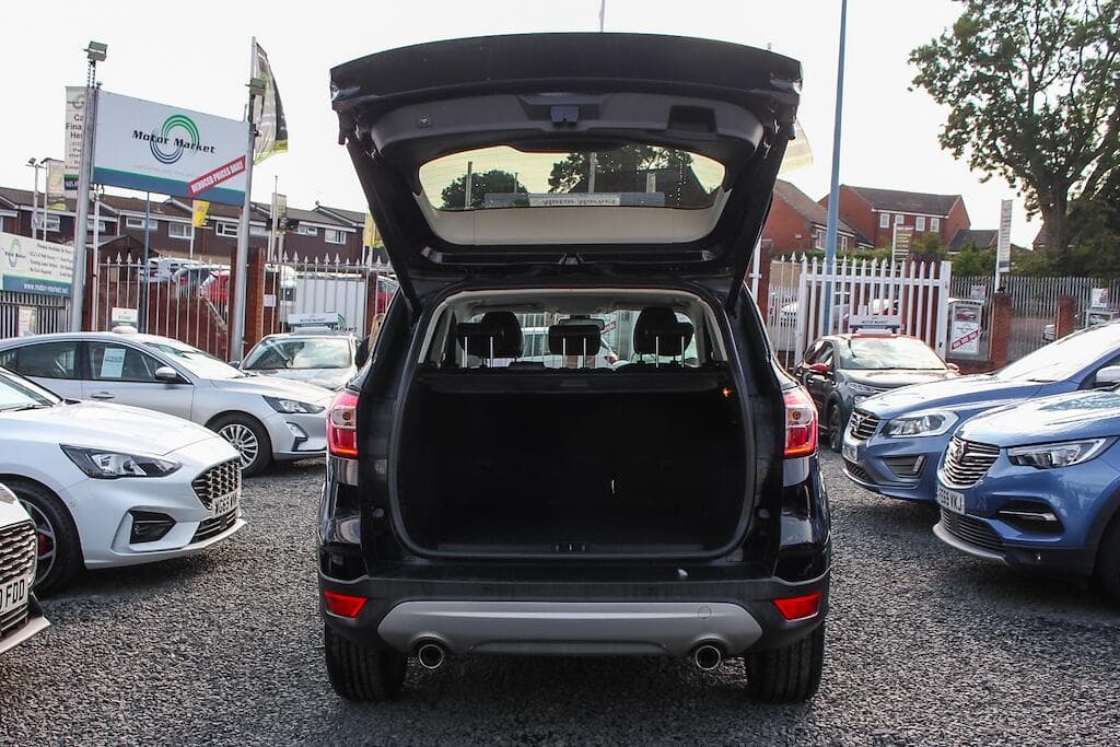 2019 Ford Kuga - Thumbnail 8
