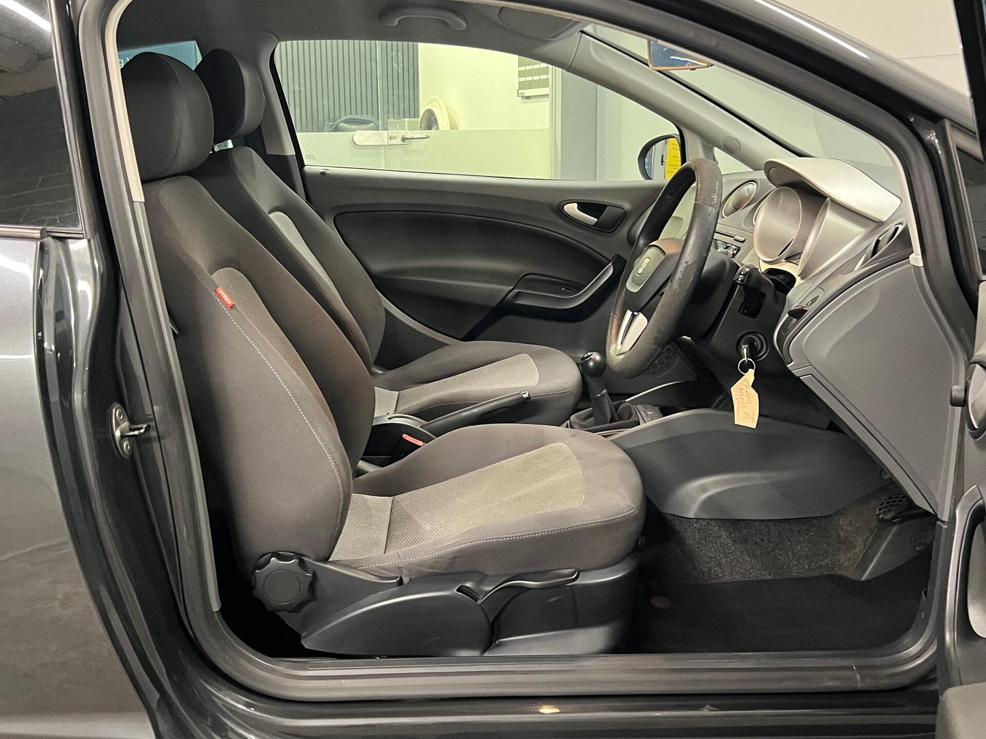 2011 SEAT Ibiza - Thumbnail 14