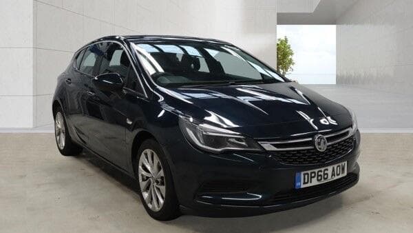 2016 Vauxhall Astra - Image 1