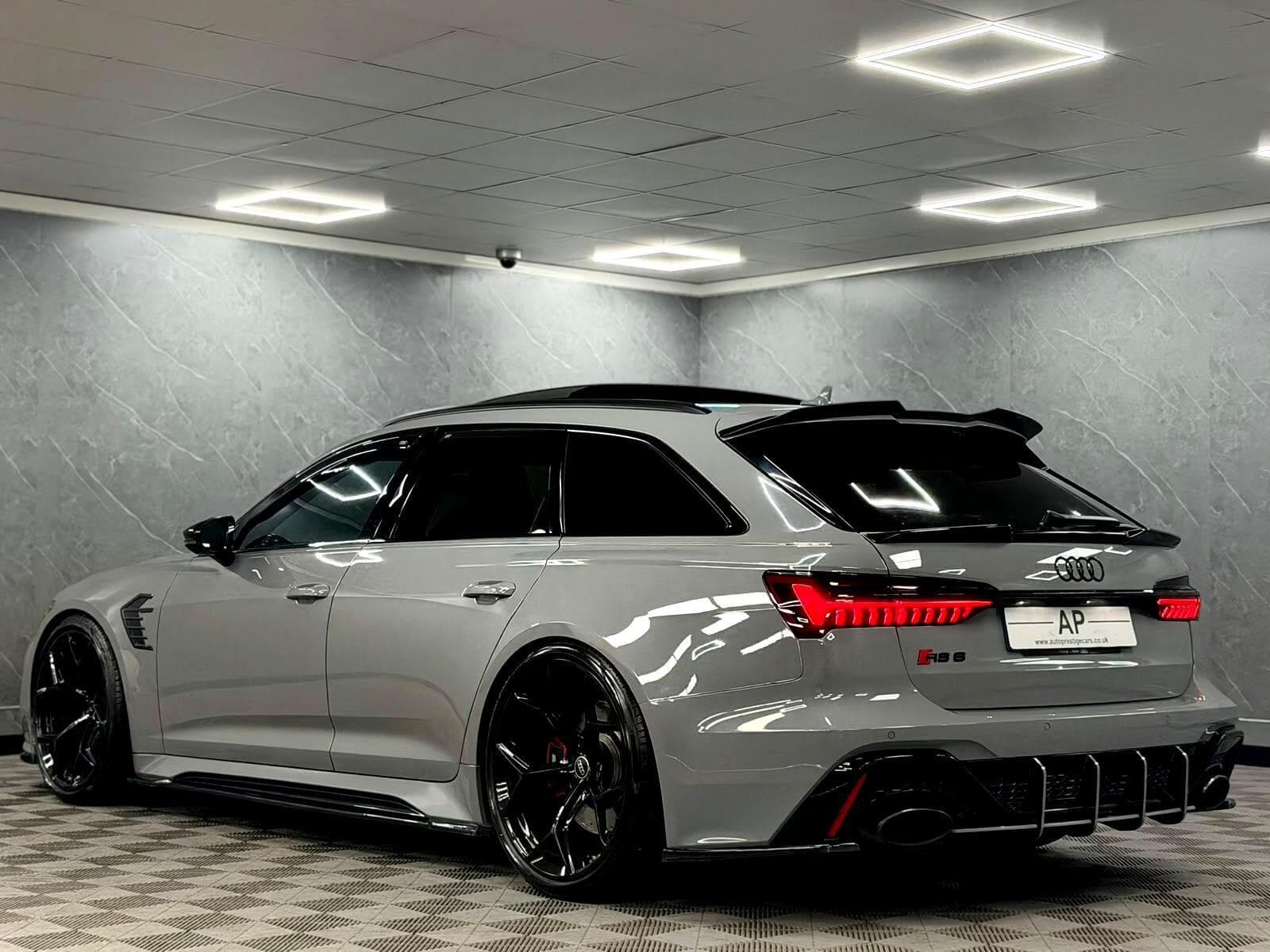 2020 Audi RS6 Avant - Thumbnail 31