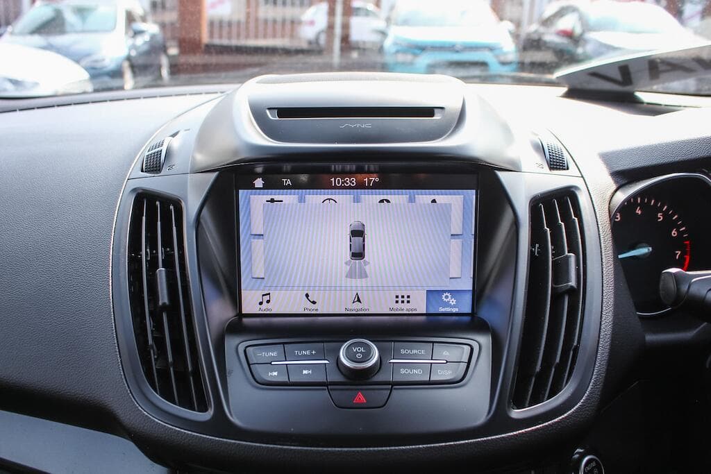 2019 Ford Kuga - Thumbnail 39