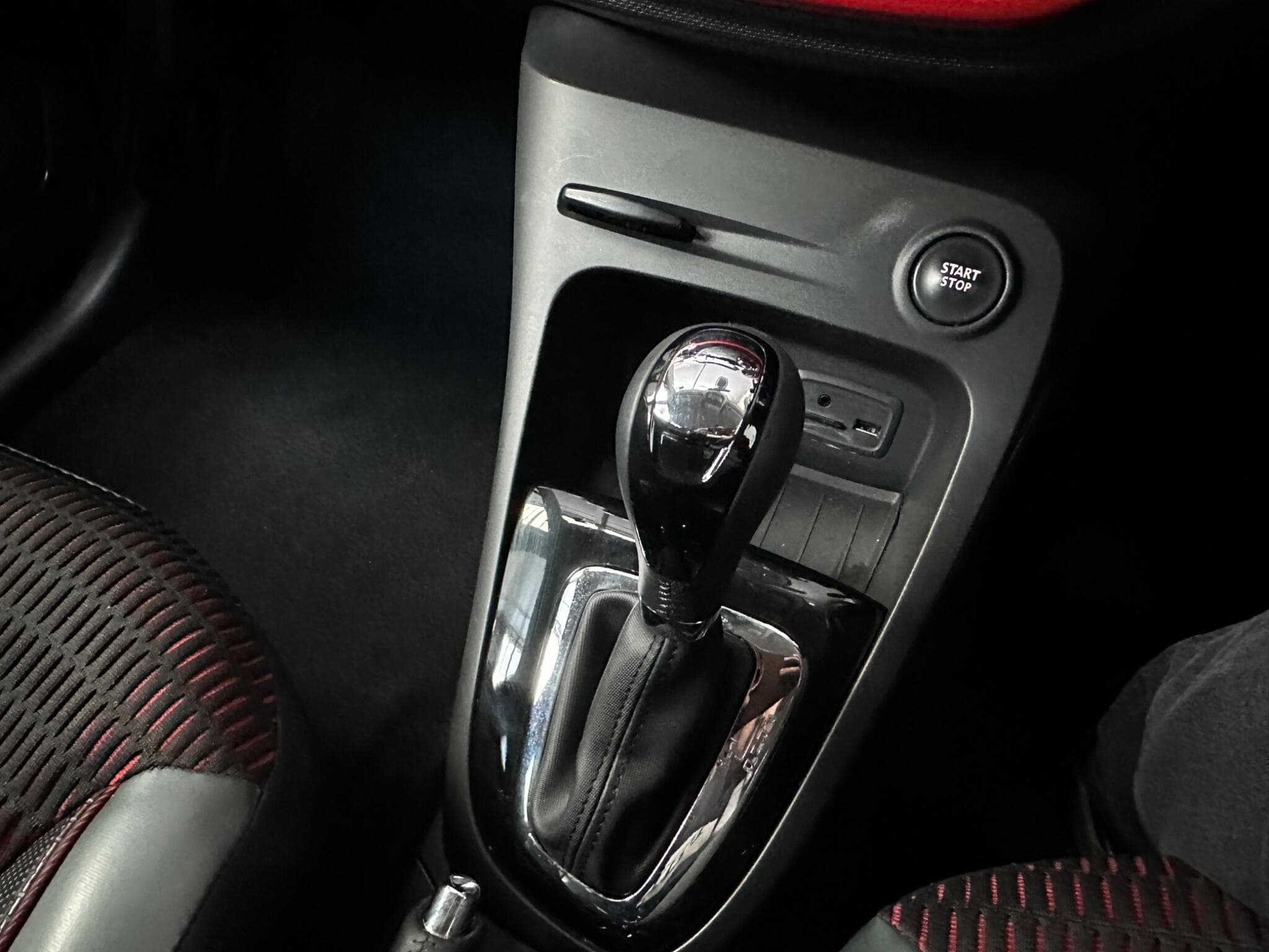 2014 Renault Captur - Thumbnail 21