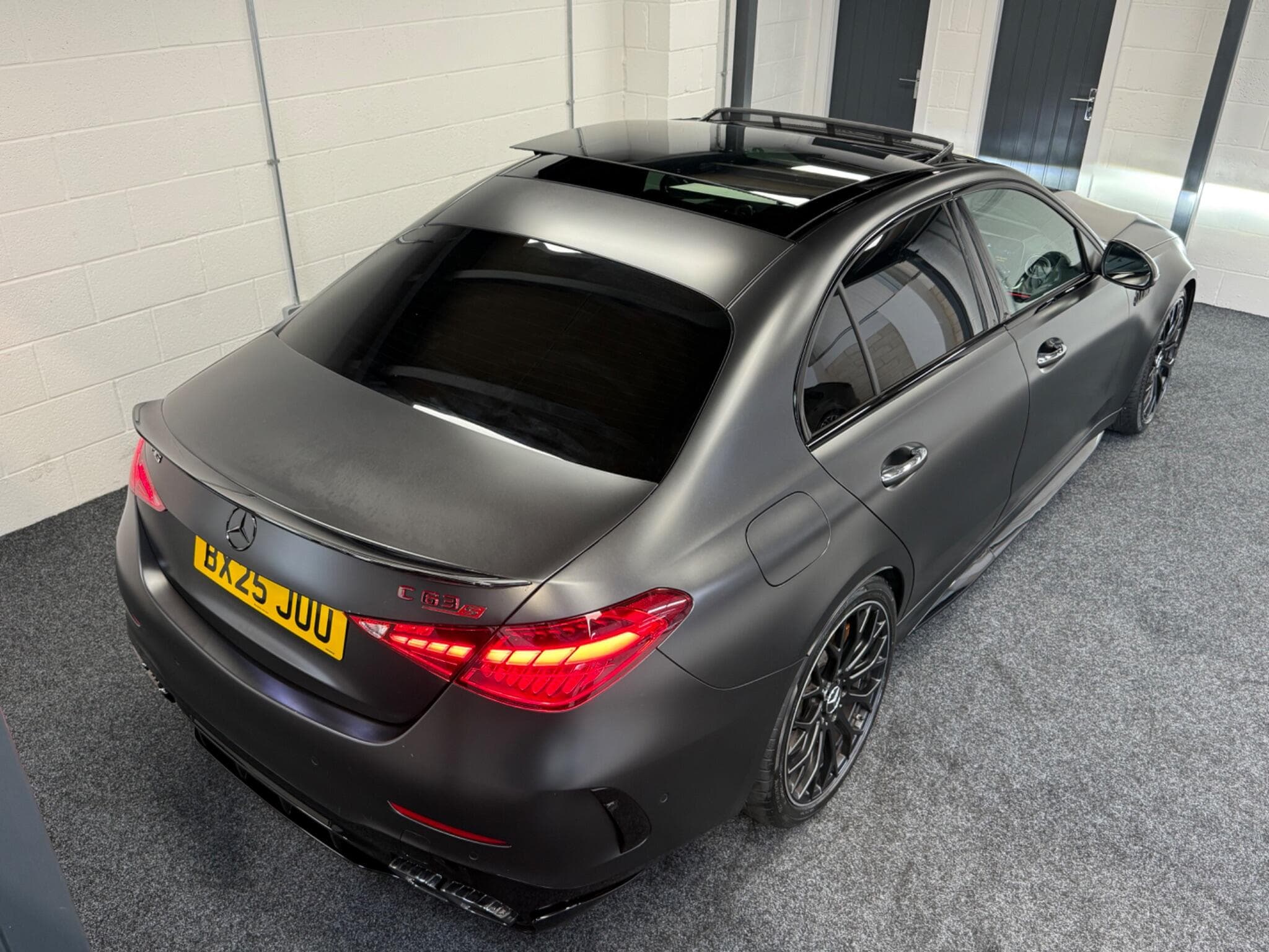 2025 Mercedes-Benz C Class - Thumbnail 15
