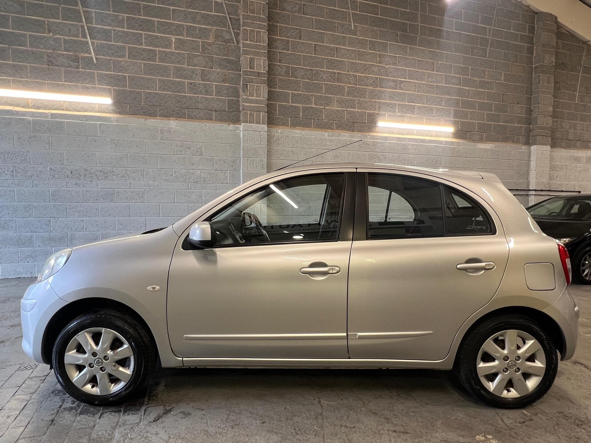 2011 Nissan Micra - Thumbnail 9