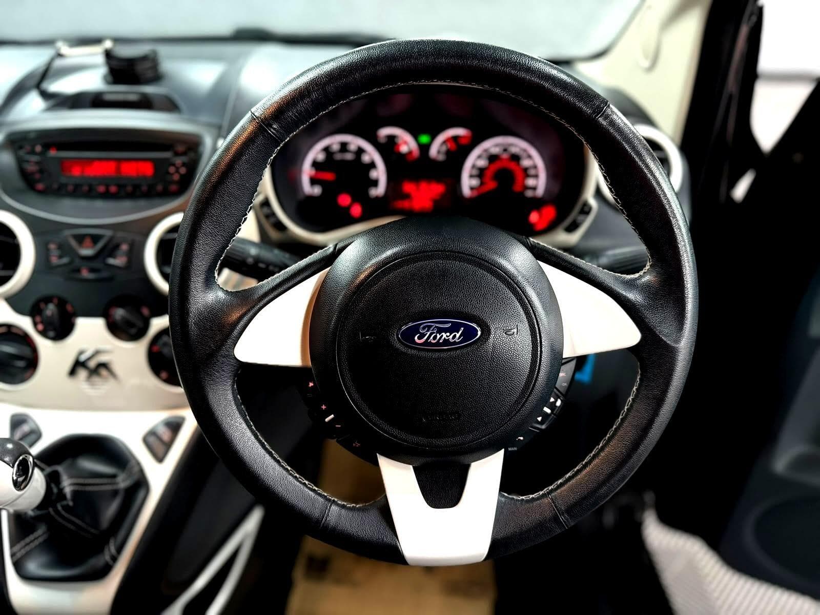 2015 Ford Ka - Thumbnail 25