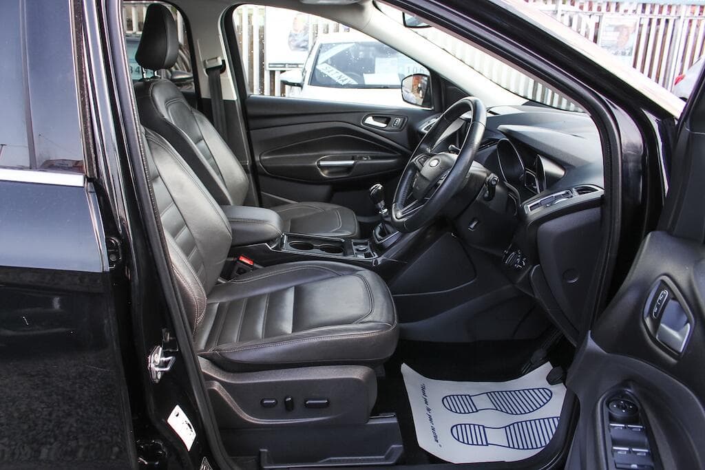 2019 Ford Kuga - Thumbnail 14